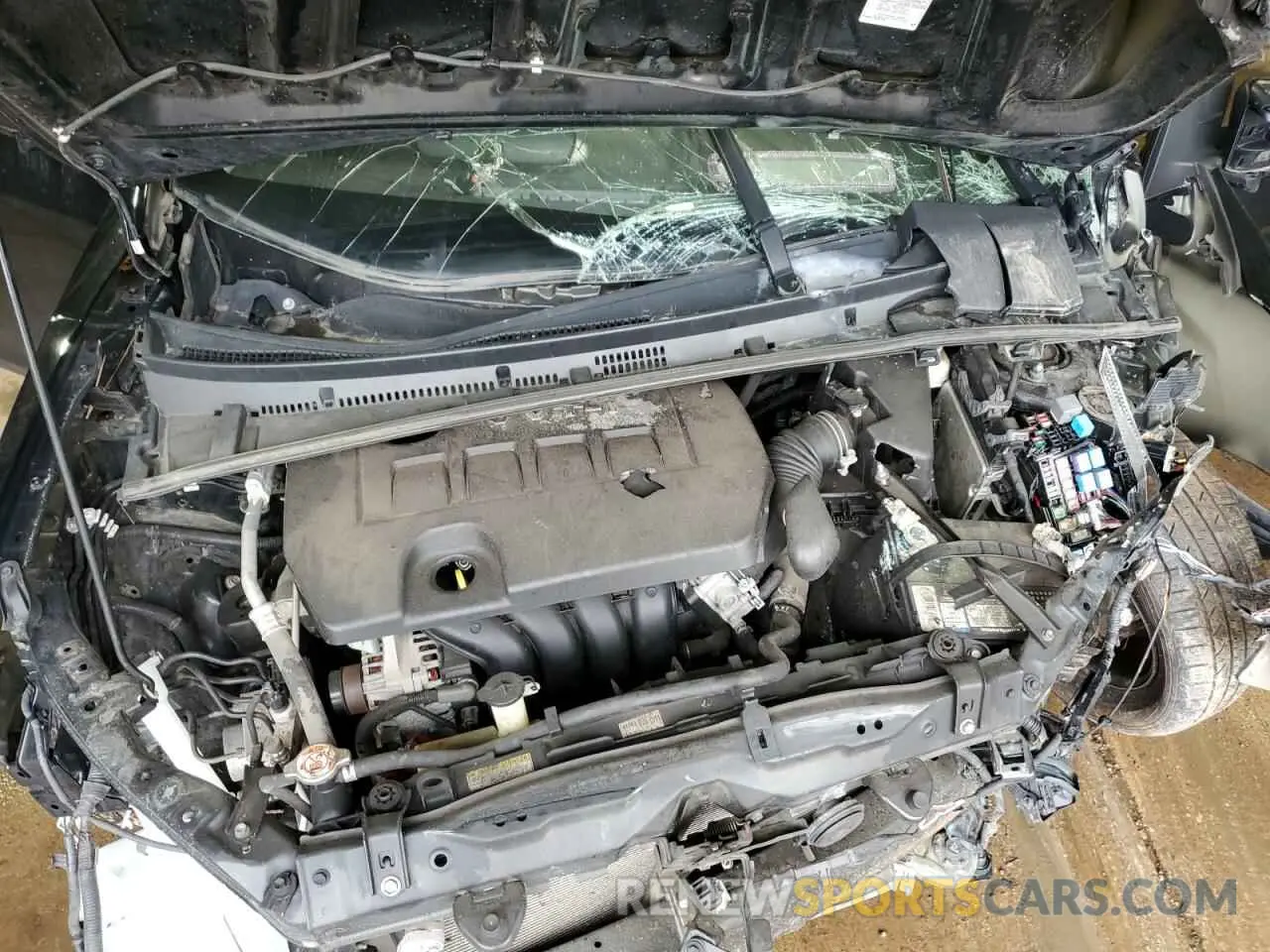 11 fotografías del automóvil dañado 5YFBURHEXKP928618 TOYOTA COROLLA 2019