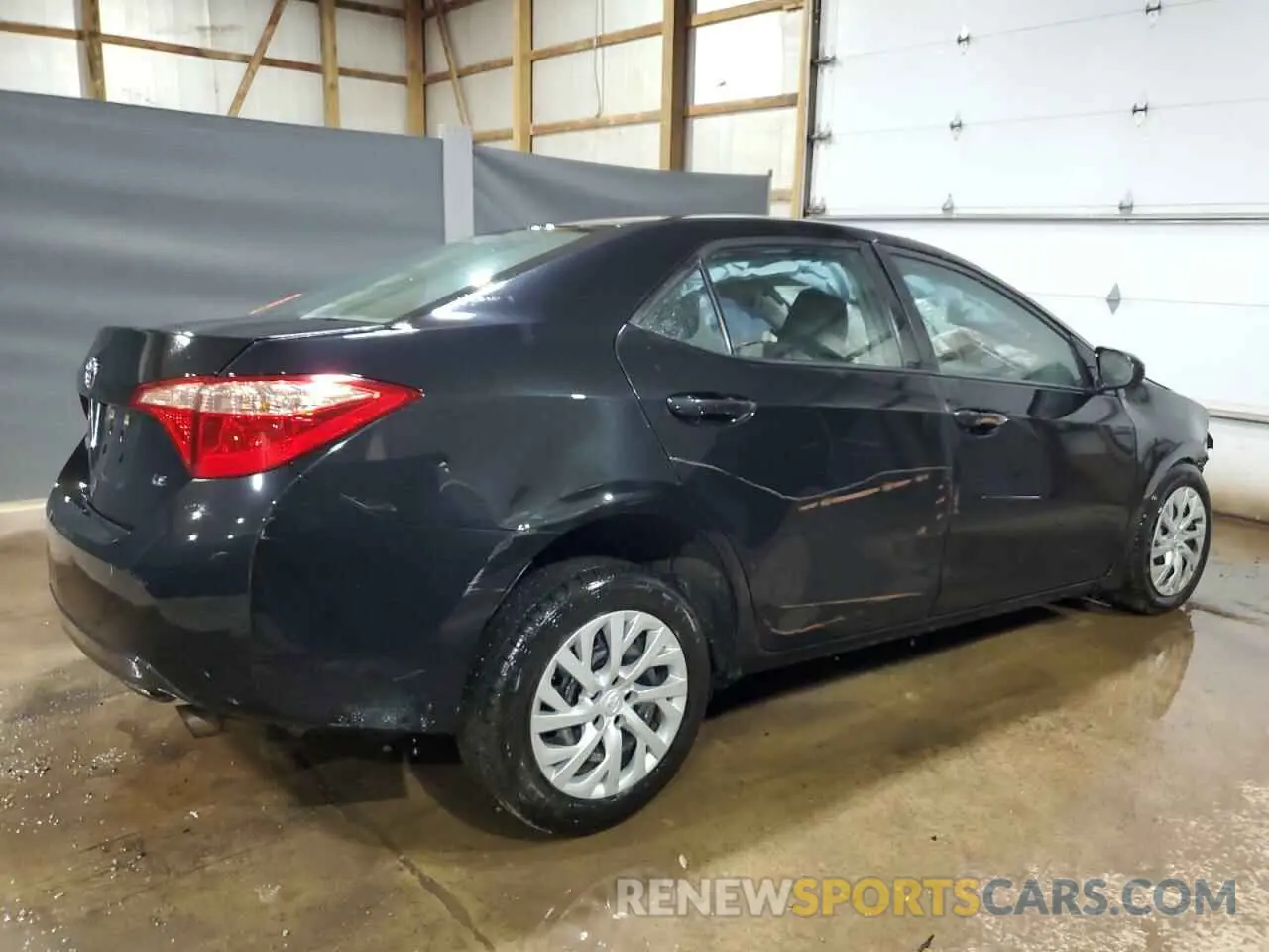 3 fotografías del automóvil dañado 5YFBURHEXKP928618 TOYOTA COROLLA 2019