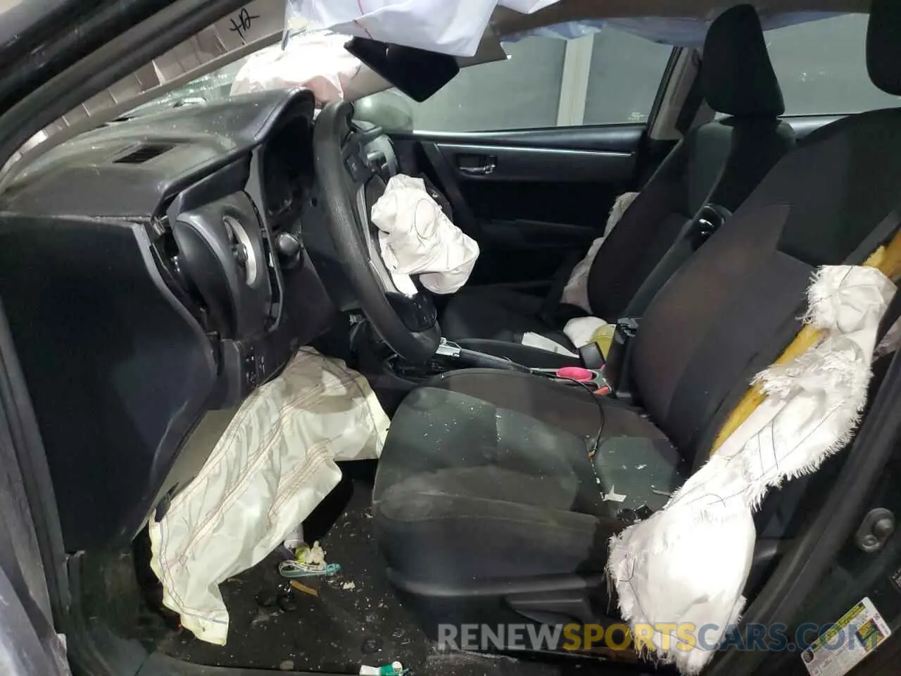 7 fotografías del automóvil dañado 5YFBURHEXKP928618 TOYOTA COROLLA 2019