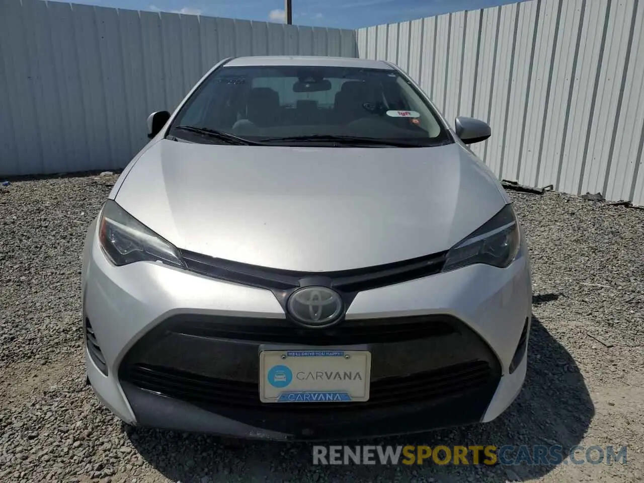 5 fotografías del automóvil dañado 5YFBURHEXKP930448 TOYOTA COROLLA 2019