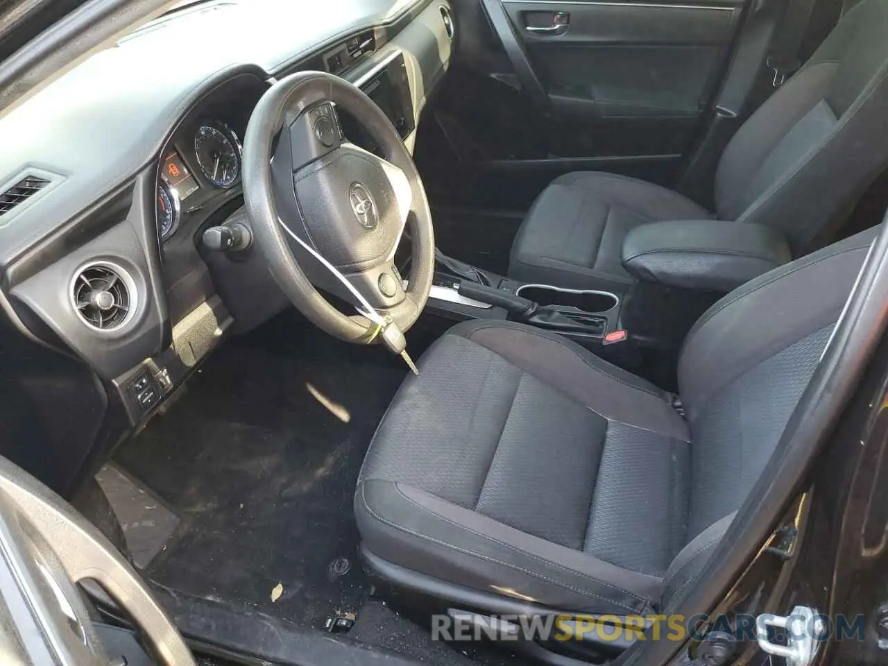 7 fotografías del automóvil dañado 5YFBURHEXKP934158 TOYOTA COROLLA 2019
