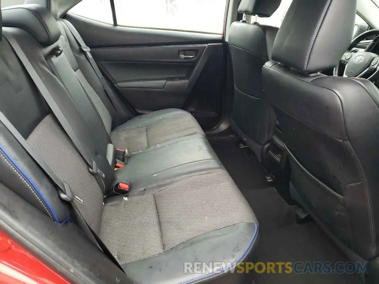 10 fotografías del automóvil dañado 5YFBURHEXKP934211 TOYOTA COROLLA 2019