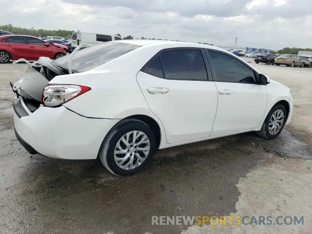 3 fotografías del automóvil dañado 5YFBURHEXKP934497 TOYOTA COROLLA 2019