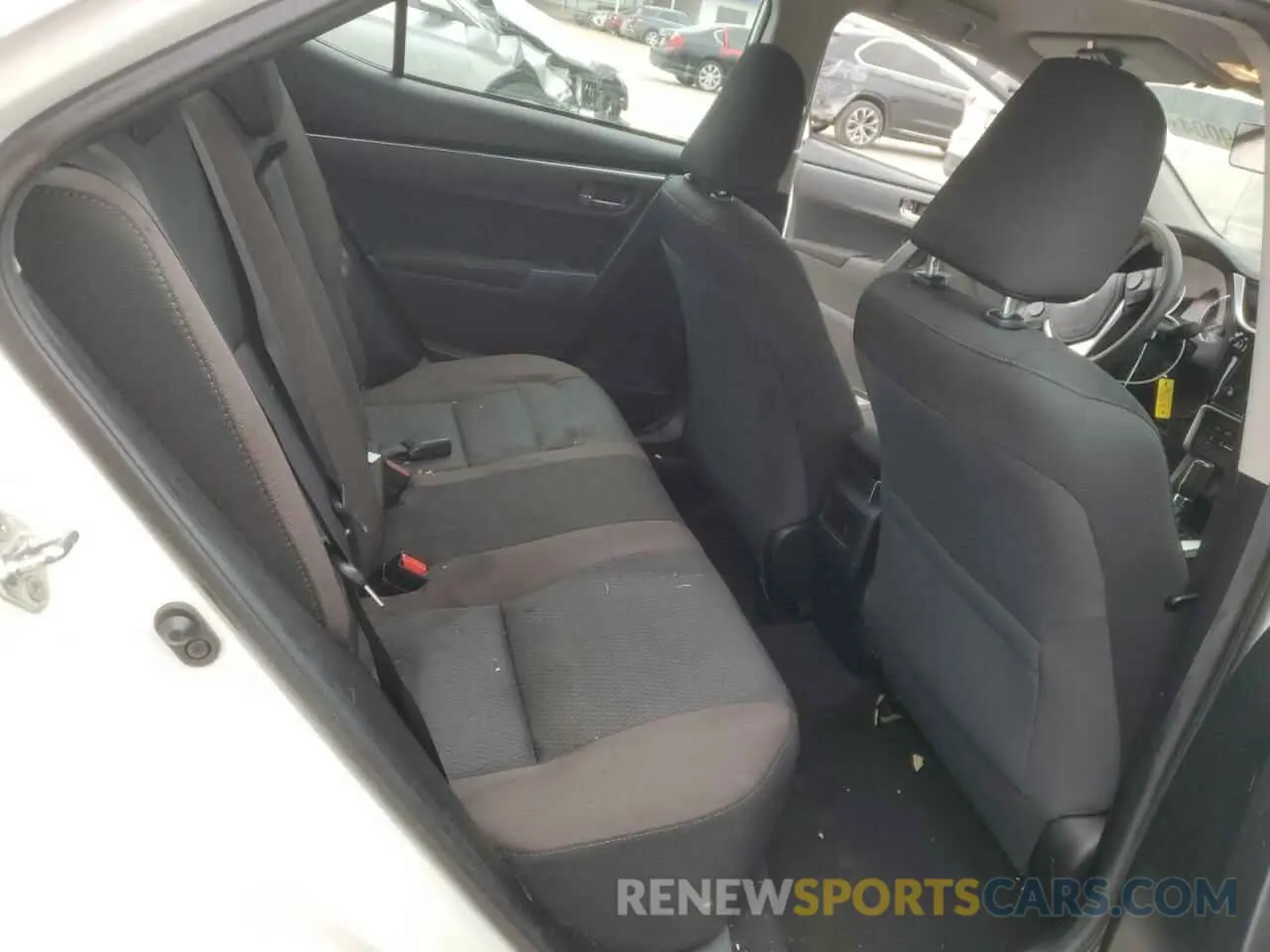 10 fotografías del automóvil dañado 5YFBURHEXKP936721 TOYOTA COROLLA 2019