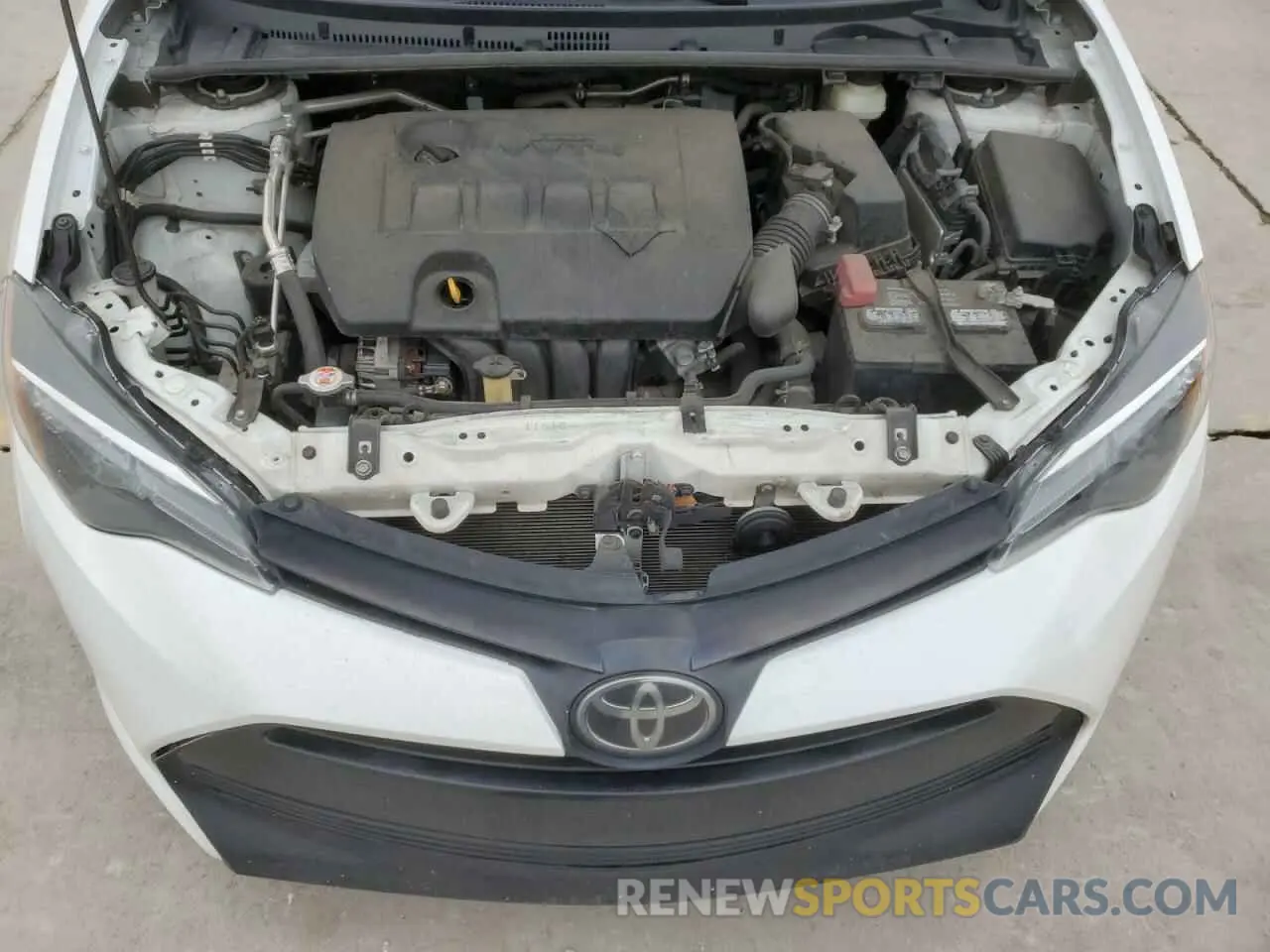 11 fotografías del automóvil dañado 5YFBURHEXKP936721 TOYOTA COROLLA 2019