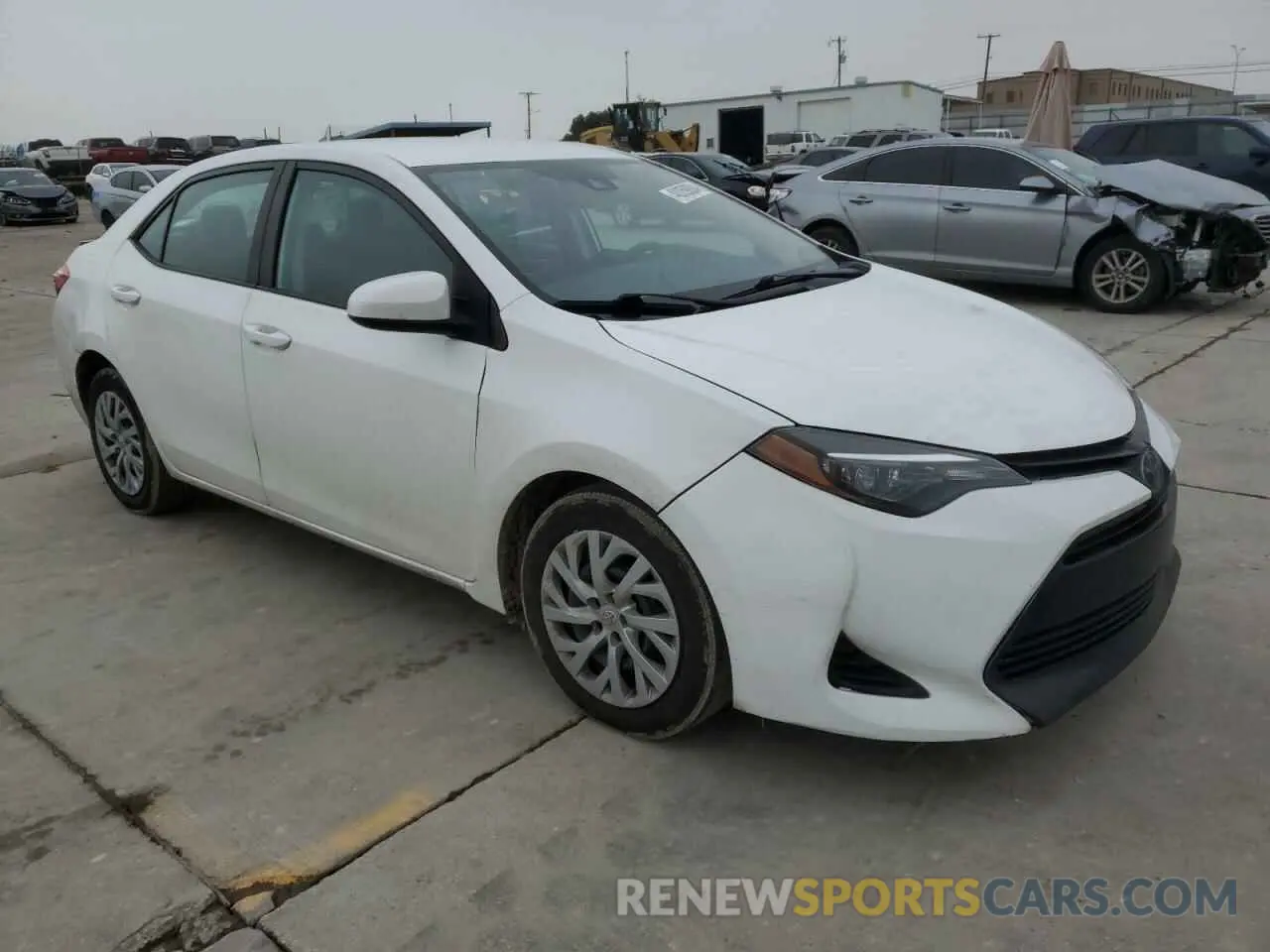 4 fotografías del automóvil dañado 5YFBURHEXKP936721 TOYOTA COROLLA 2019