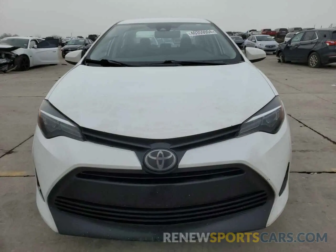 5 fotografías del automóvil dañado 5YFBURHEXKP936721 TOYOTA COROLLA 2019