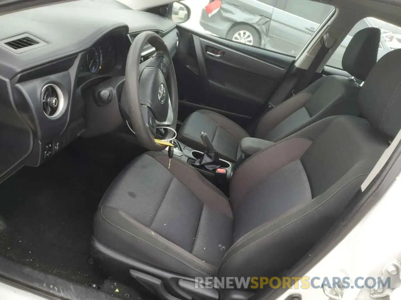 7 fotografías del automóvil dañado 5YFBURHEXKP936721 TOYOTA COROLLA 2019