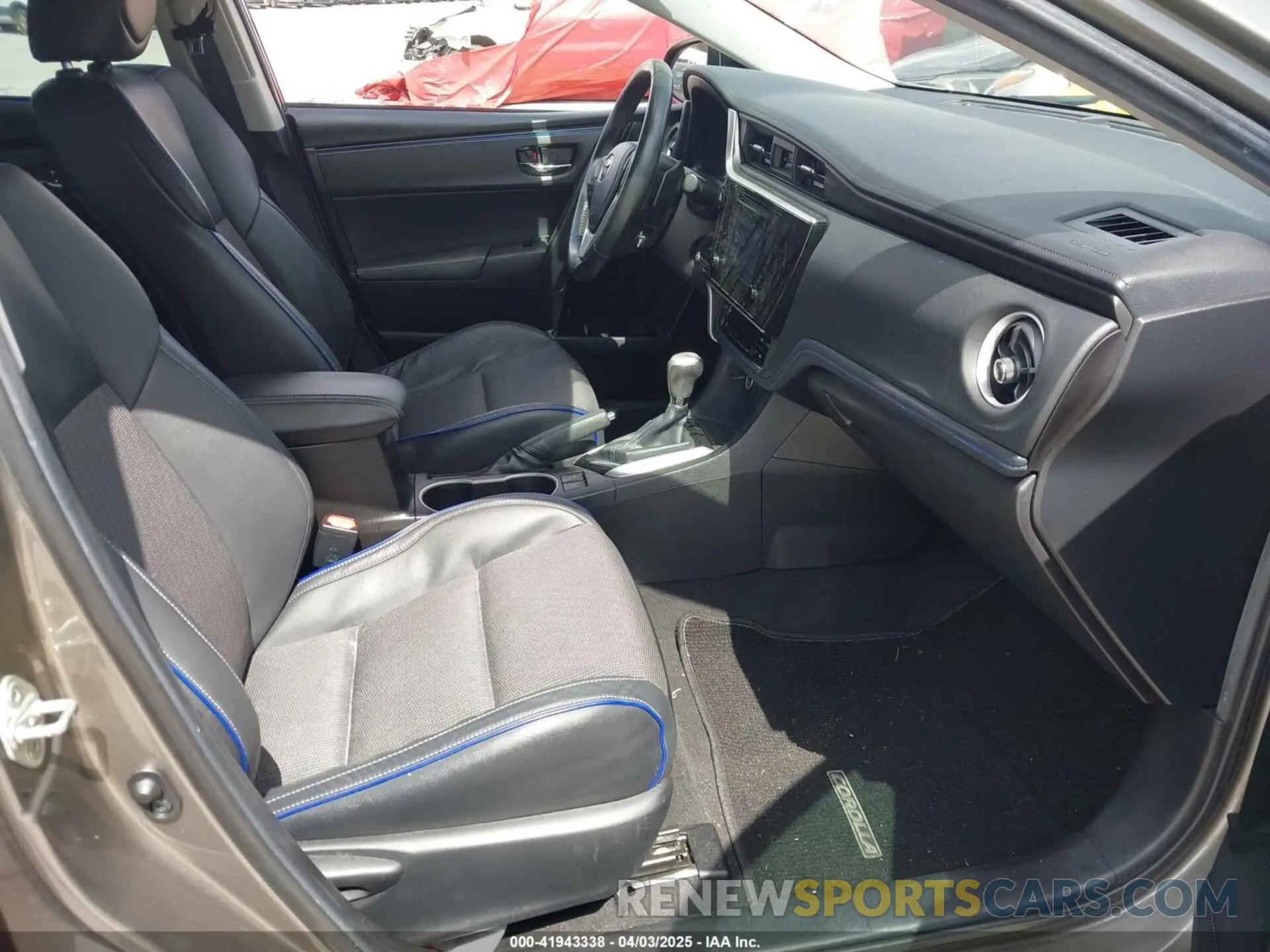 5 fotografías del automóvil dañado 5YFBURHEXKP939019 TOYOTA COROLLA 2019
