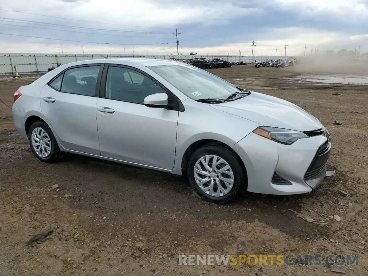 4 fotografías del automóvil dañado 5YFBURHEXKP939392 TOYOTA COROLLA 2019