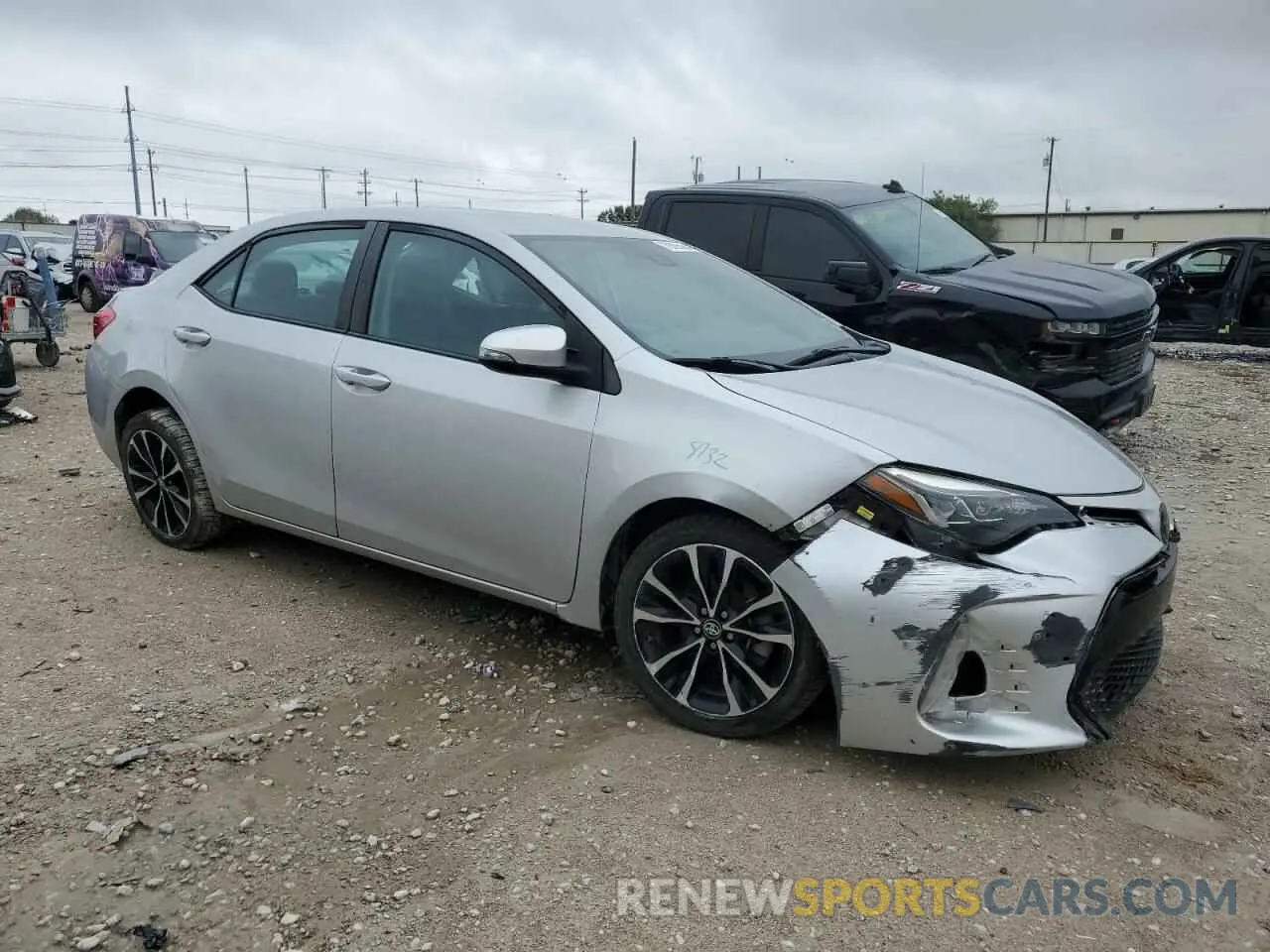 4 fotografías del automóvil dañado 5YFBURHEXKP940185 TOYOTA COROLLA 2019