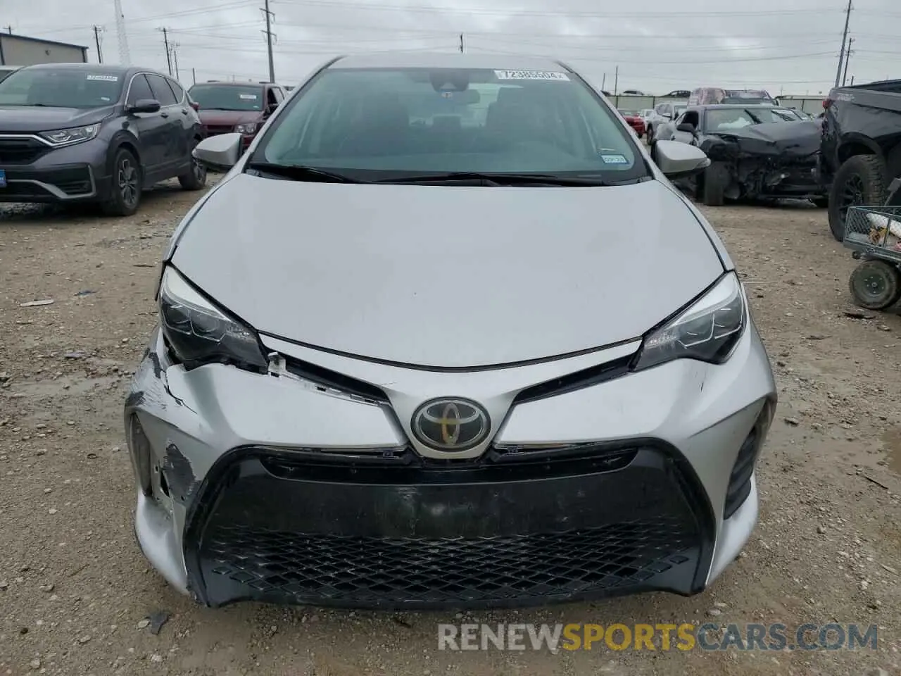 5 fotografías del automóvil dañado 5YFBURHEXKP940185 TOYOTA COROLLA 2019
