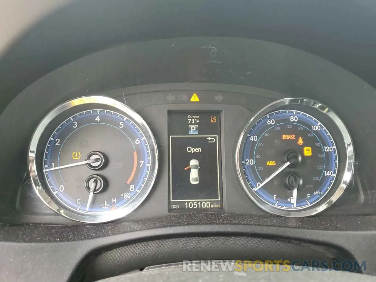 9 fotografías del automóvil dañado 5YFBURHEXKP940185 TOYOTA COROLLA 2019