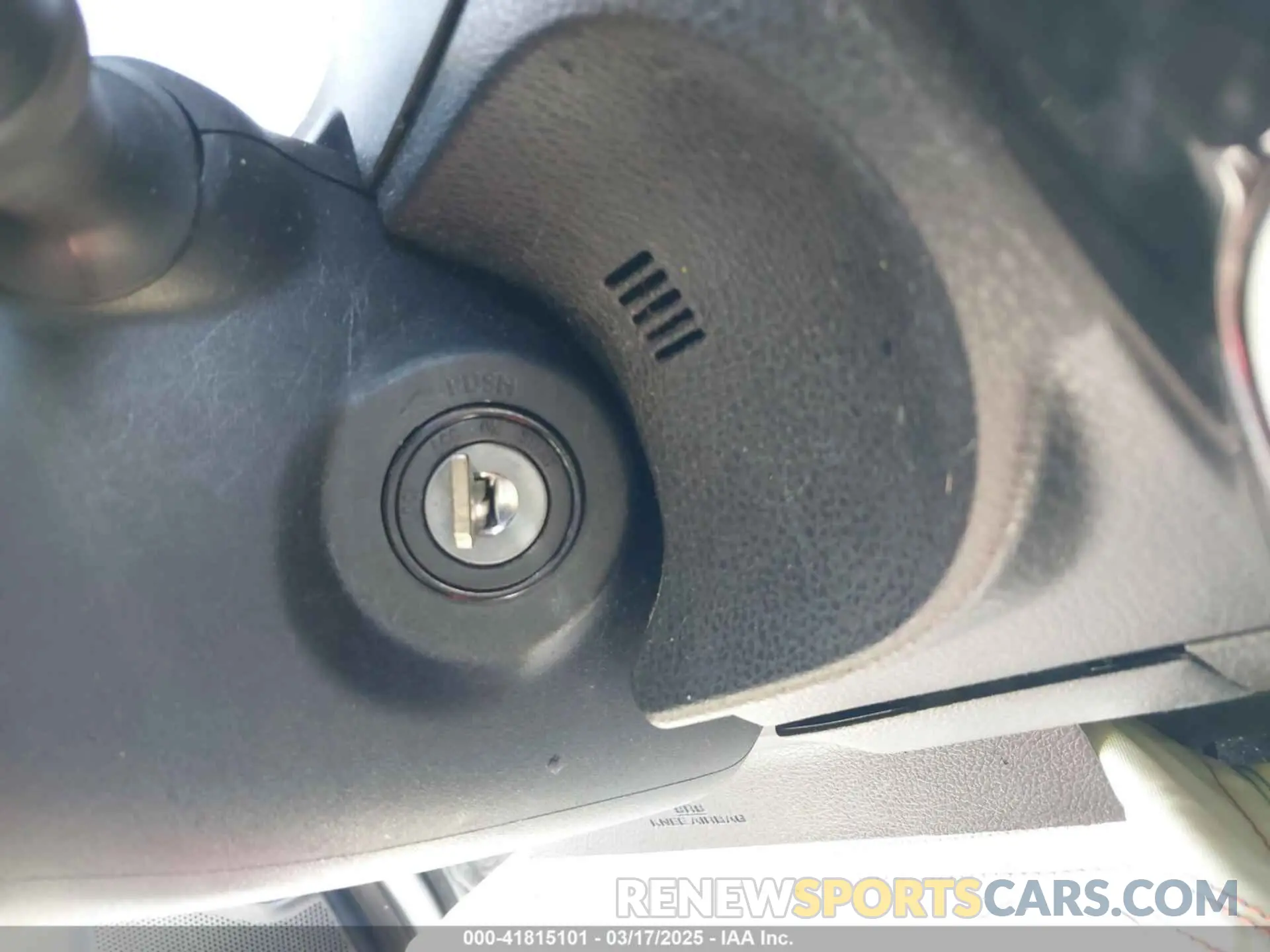 11 fotografías del automóvil dañado 5YFBURHEXKP942874 TOYOTA COROLLA 2019