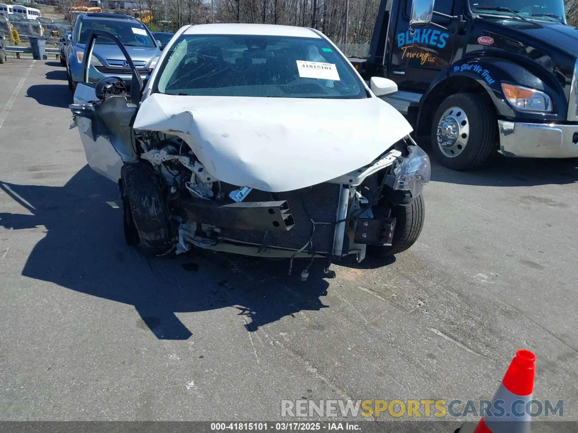 6 fotografías del automóvil dañado 5YFBURHEXKP942874 TOYOTA COROLLA 2019
