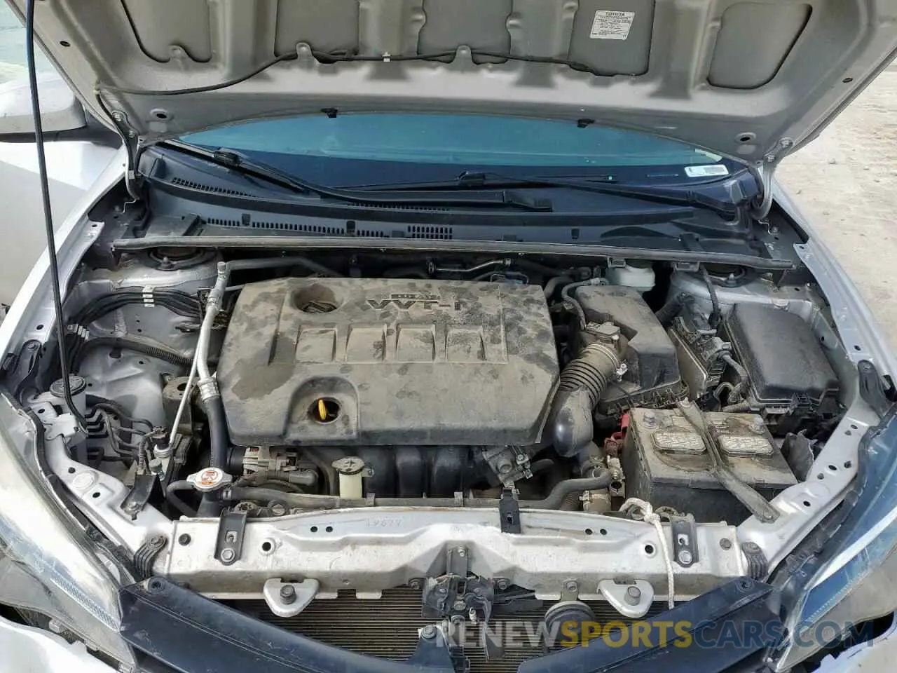 11 fotografías del automóvil dañado 5YFBURHEXKP944866 TOYOTA COROLLA 2019