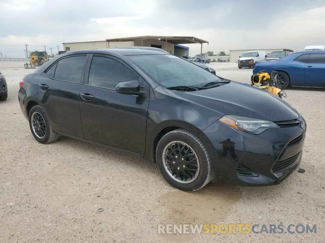 4 fotografías del automóvil dañado 5YFBURHEXKP947119 TOYOTA COROLLA 2019