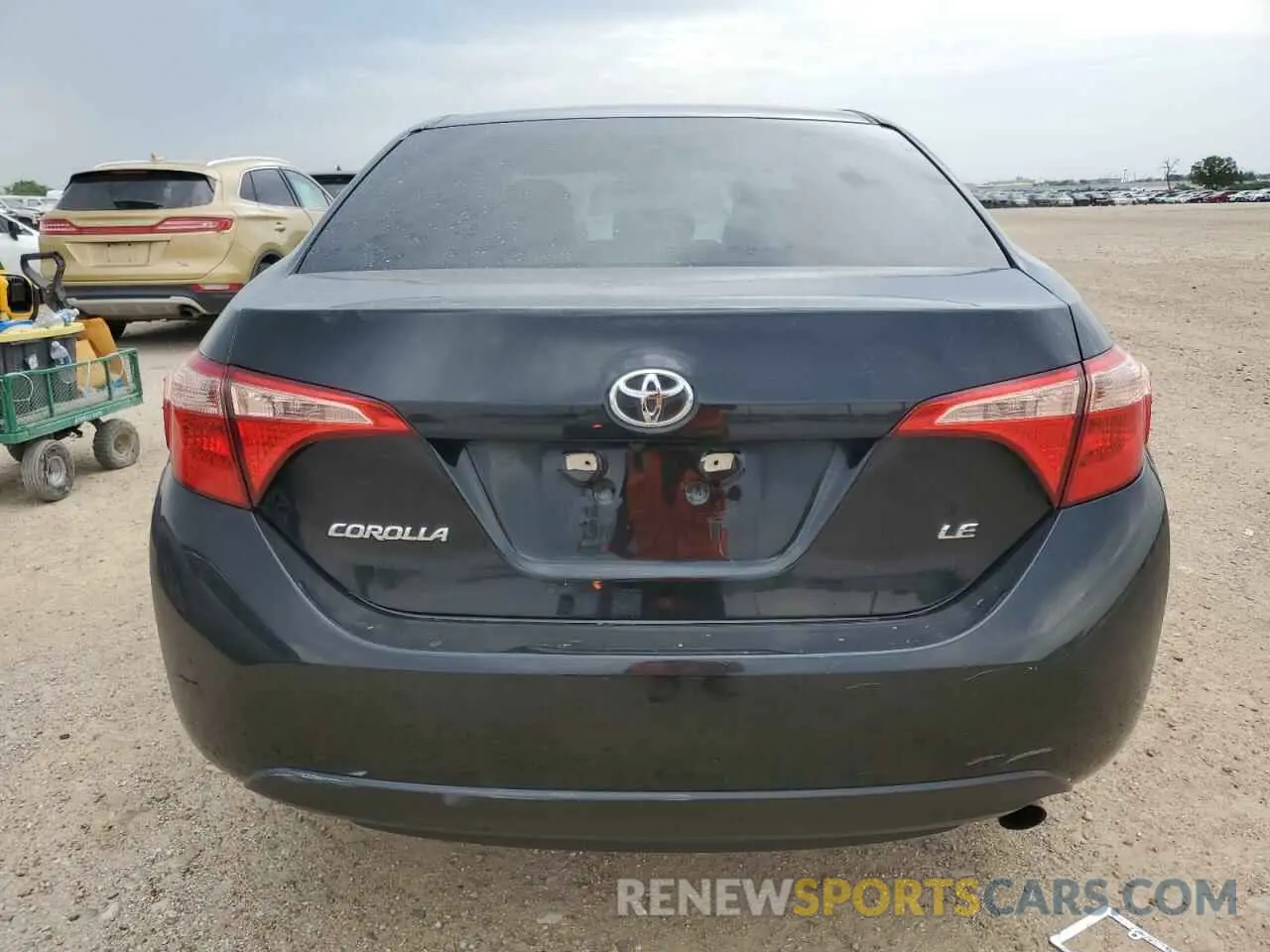 6 fotografías del automóvil dañado 5YFBURHEXKP947119 TOYOTA COROLLA 2019