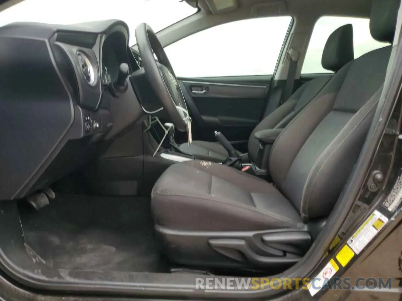 7 fotografías del automóvil dañado 5YFBURHEXKP947119 TOYOTA COROLLA 2019