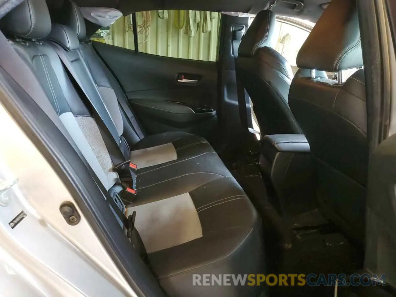 10 fotografías del automóvil dañado JTNK4RBE0K3020112 TOYOTA COROLLA 2019
