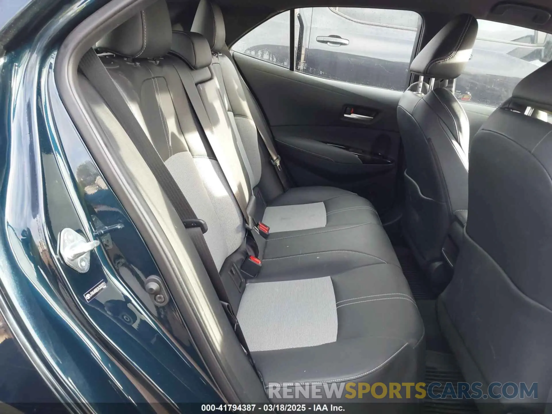 8 fotografías del automóvil dañado JTNK4RBE0K3020711 TOYOTA COROLLA 2019