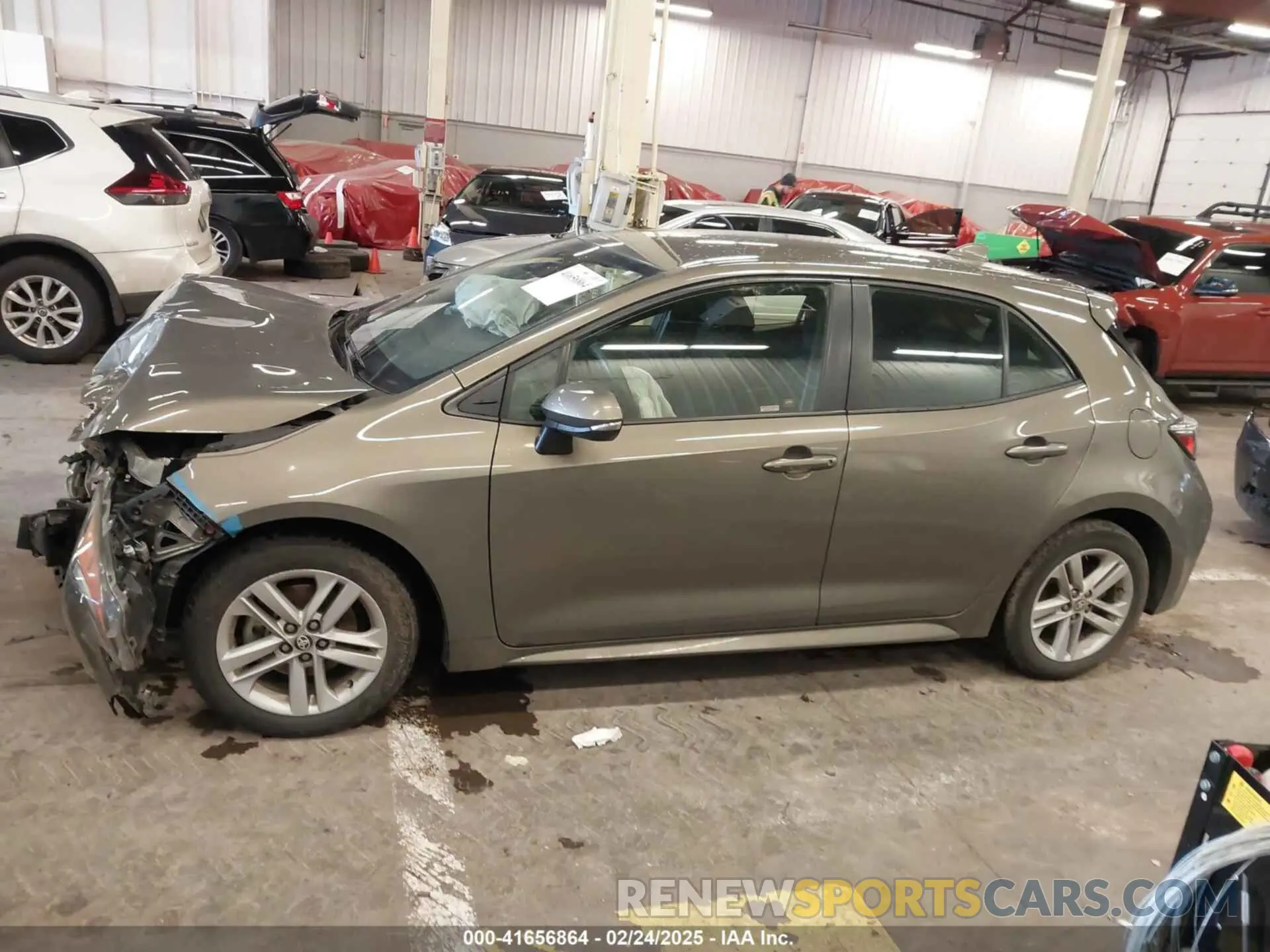 14 fotografías del automóvil dañado JTNK4RBE1K3011063 TOYOTA COROLLA 2019