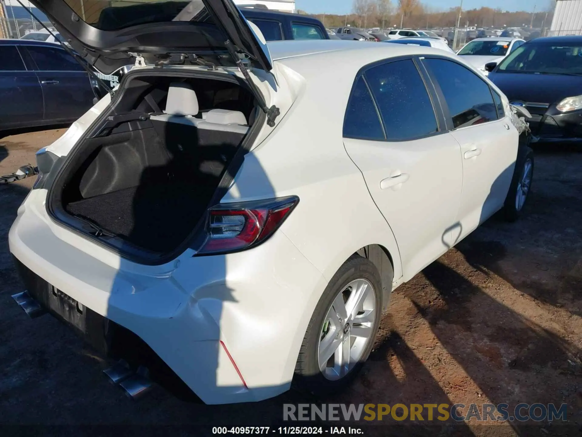 4 fotografías del automóvil dañado JTNK4RBE1K3035606 TOYOTA COROLLA 2019