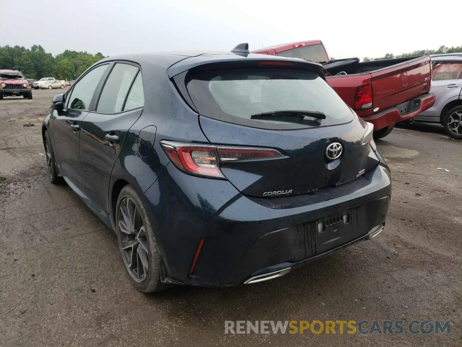 3 fotografías del automóvil dañado JTNK4RBE2K3042077 TOYOTA COROLLA 2019