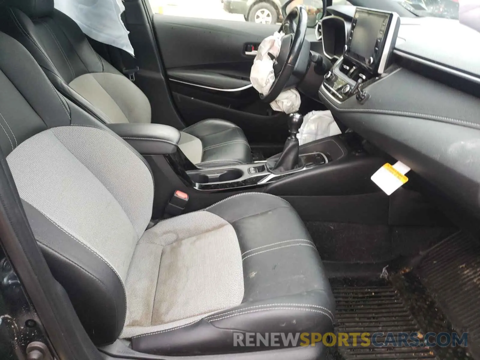 5 fotografías del automóvil dañado JTNK4RBE2K3042077 TOYOTA COROLLA 2019