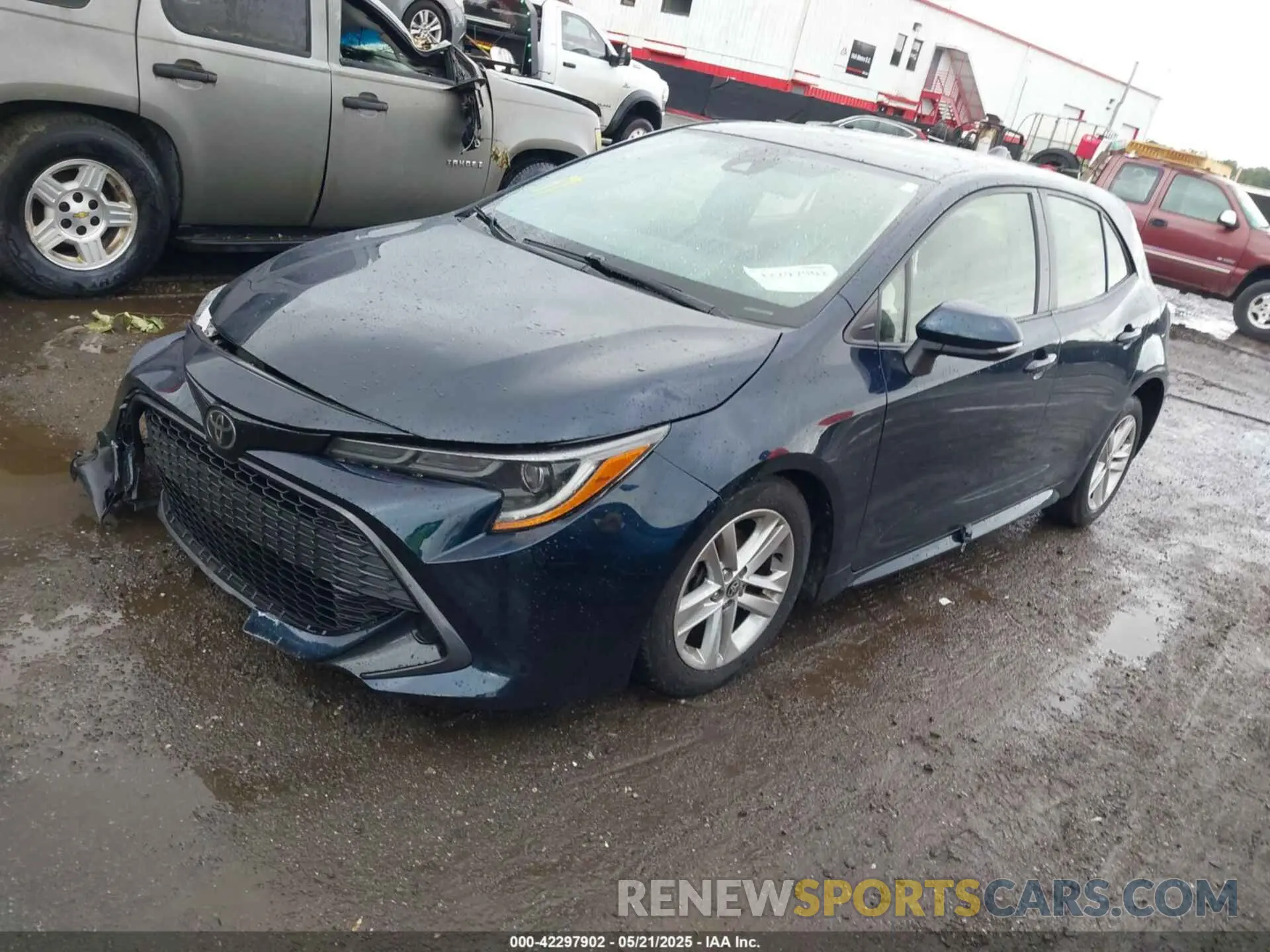 2 fotografías del automóvil dañado JTNK4RBE2K3049966 TOYOTA COROLLA 2019