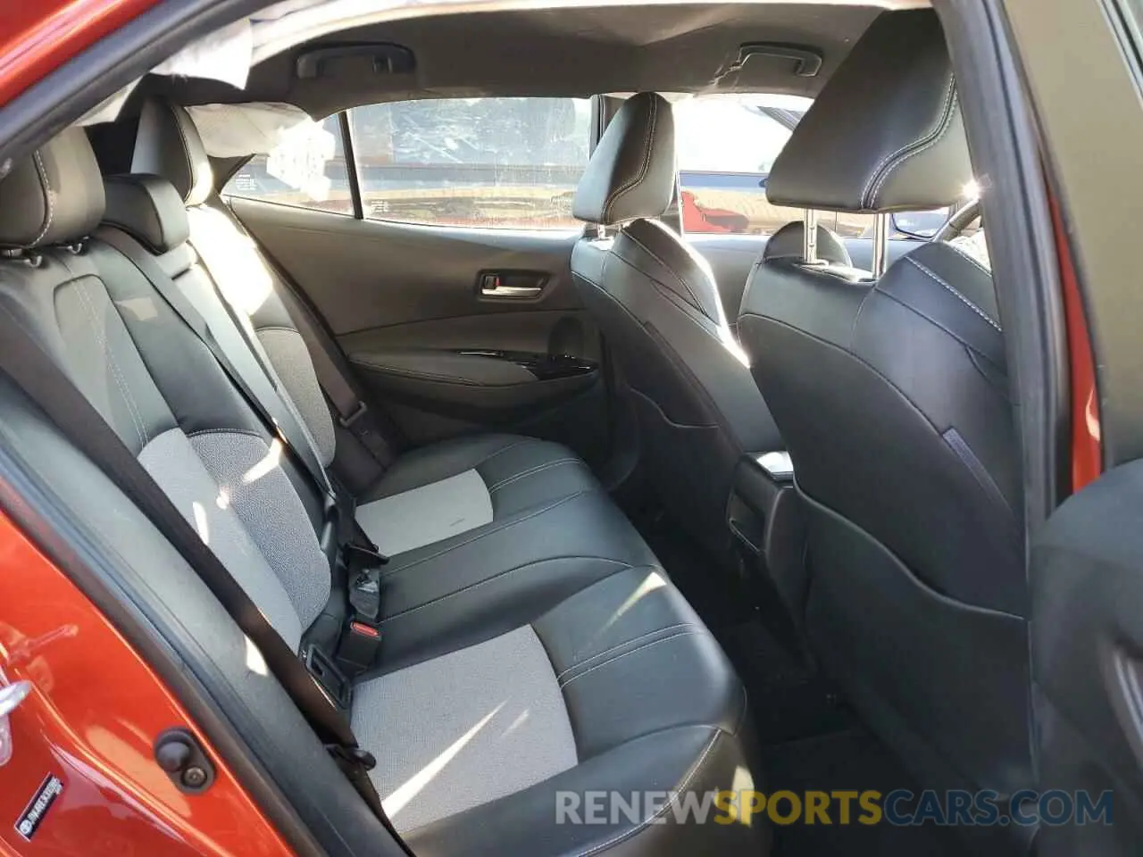 10 fotografías del automóvil dañado JTNK4RBE3K3003885 TOYOTA COROLLA 2019