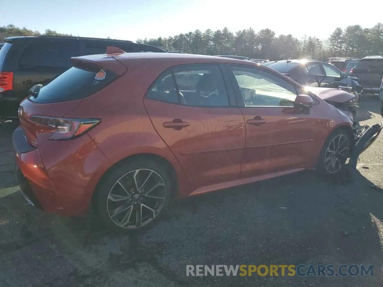 3 fotografías del automóvil dañado JTNK4RBE3K3003885 TOYOTA COROLLA 2019