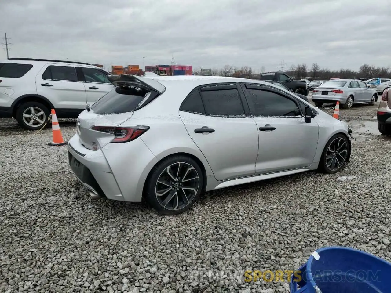 3 fotografías del automóvil dañado JTNK4RBE3K3010545 TOYOTA COROLLA 2019