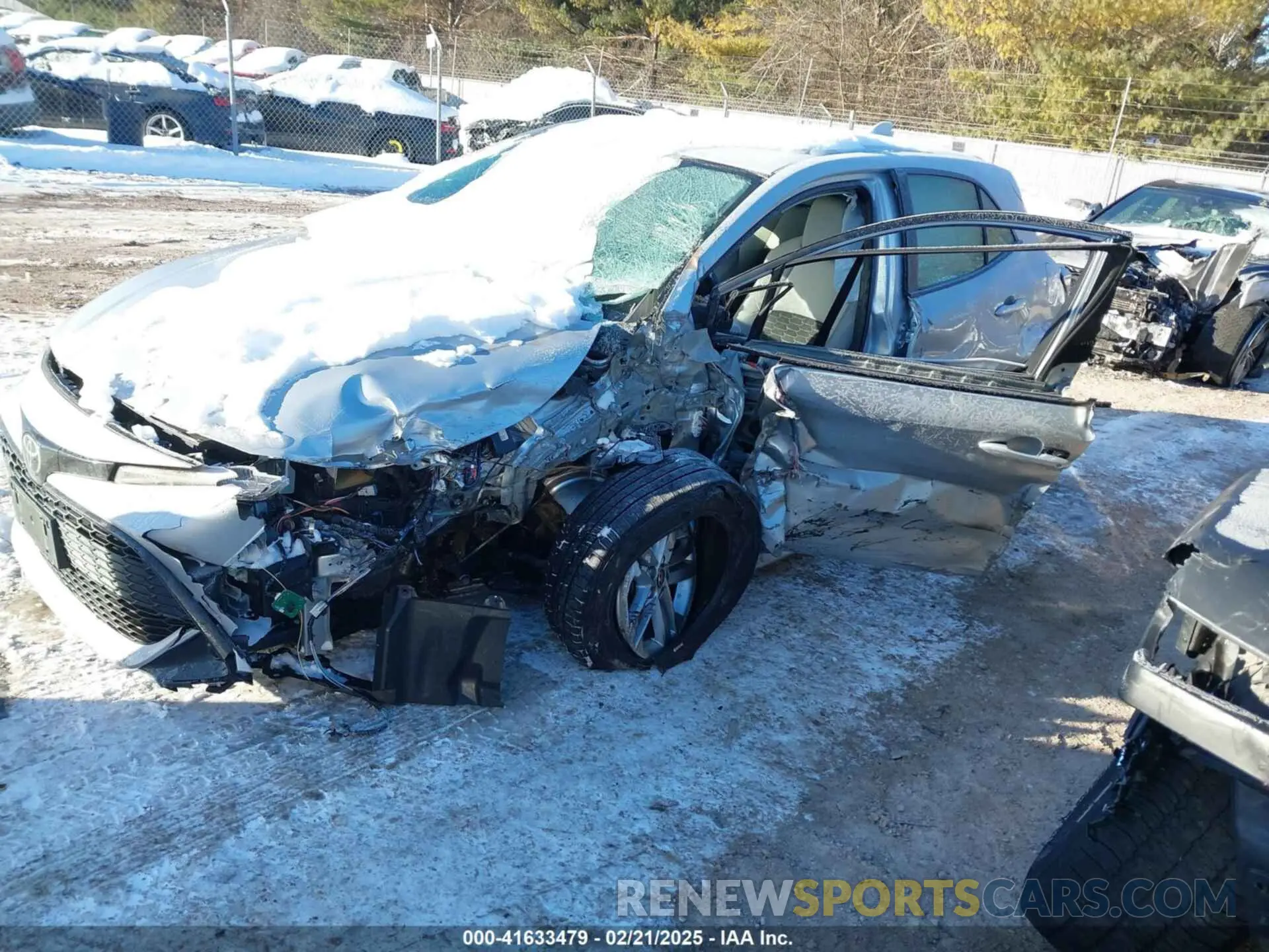2 fotografías del automóvil dañado JTNK4RBE3K3029225 TOYOTA COROLLA 2019