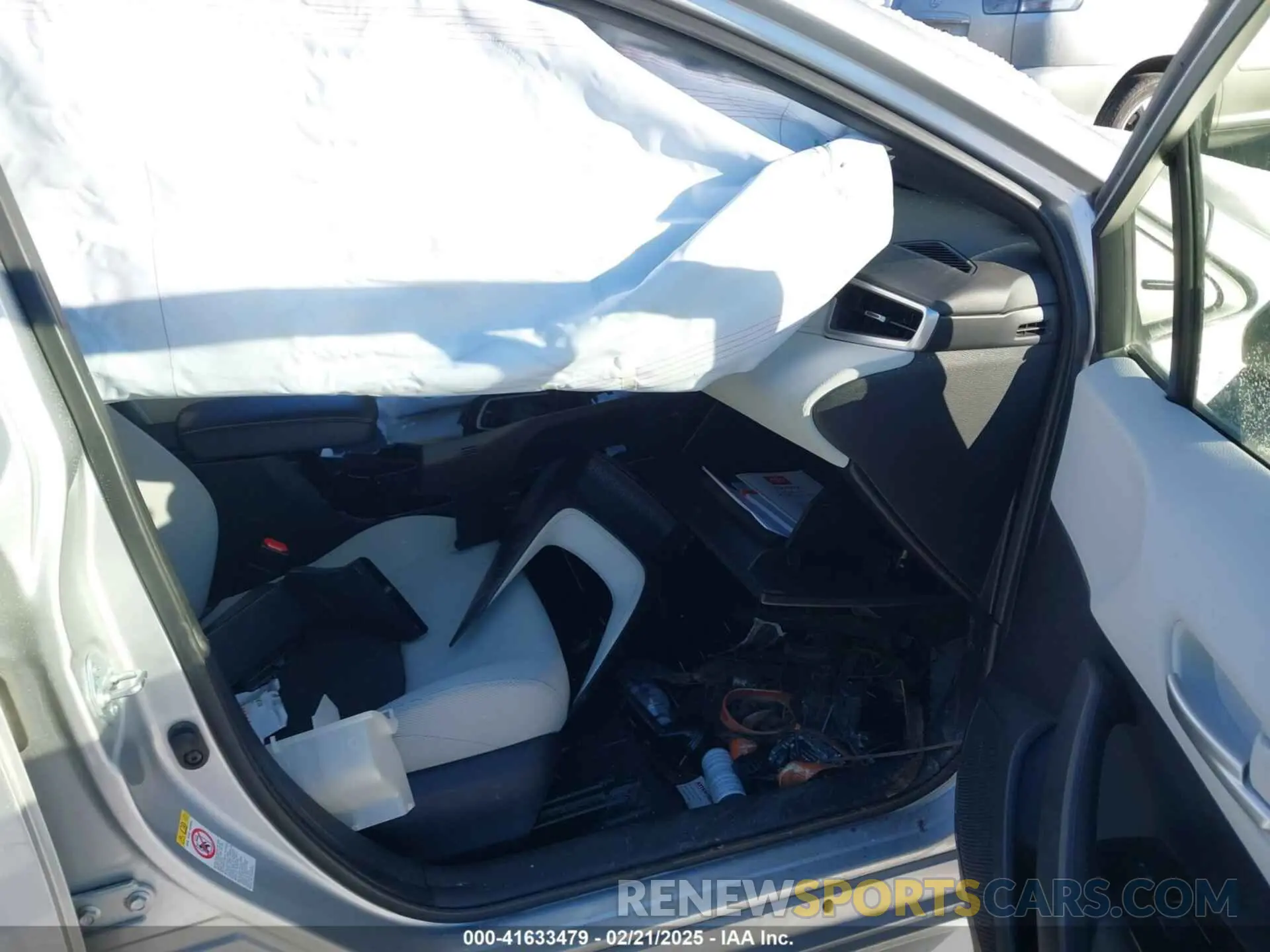5 fotografías del automóvil dañado JTNK4RBE3K3029225 TOYOTA COROLLA 2019