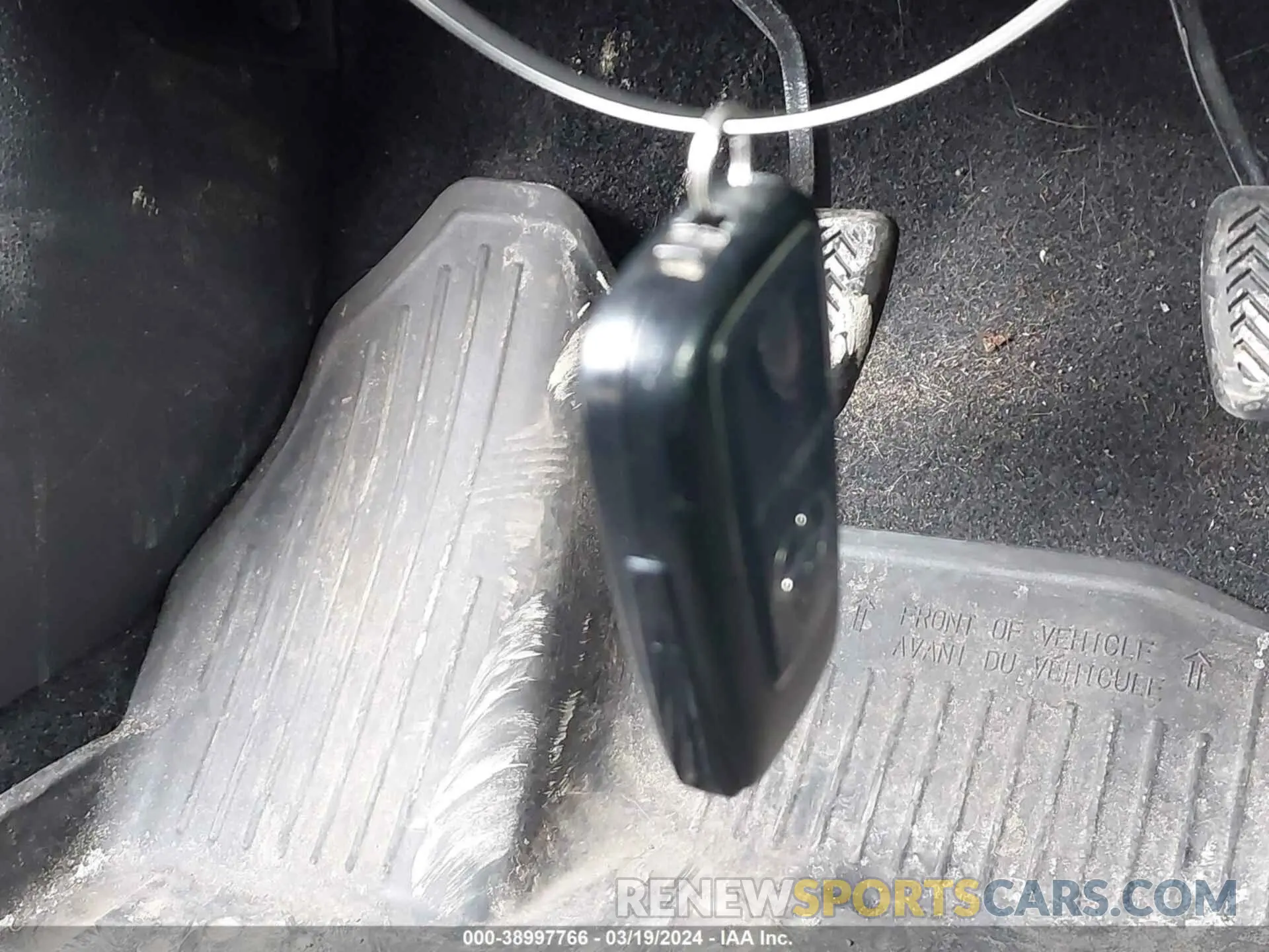 11 fotografías del automóvil dañado JTNK4RBE4K3017598 TOYOTA COROLLA 2019