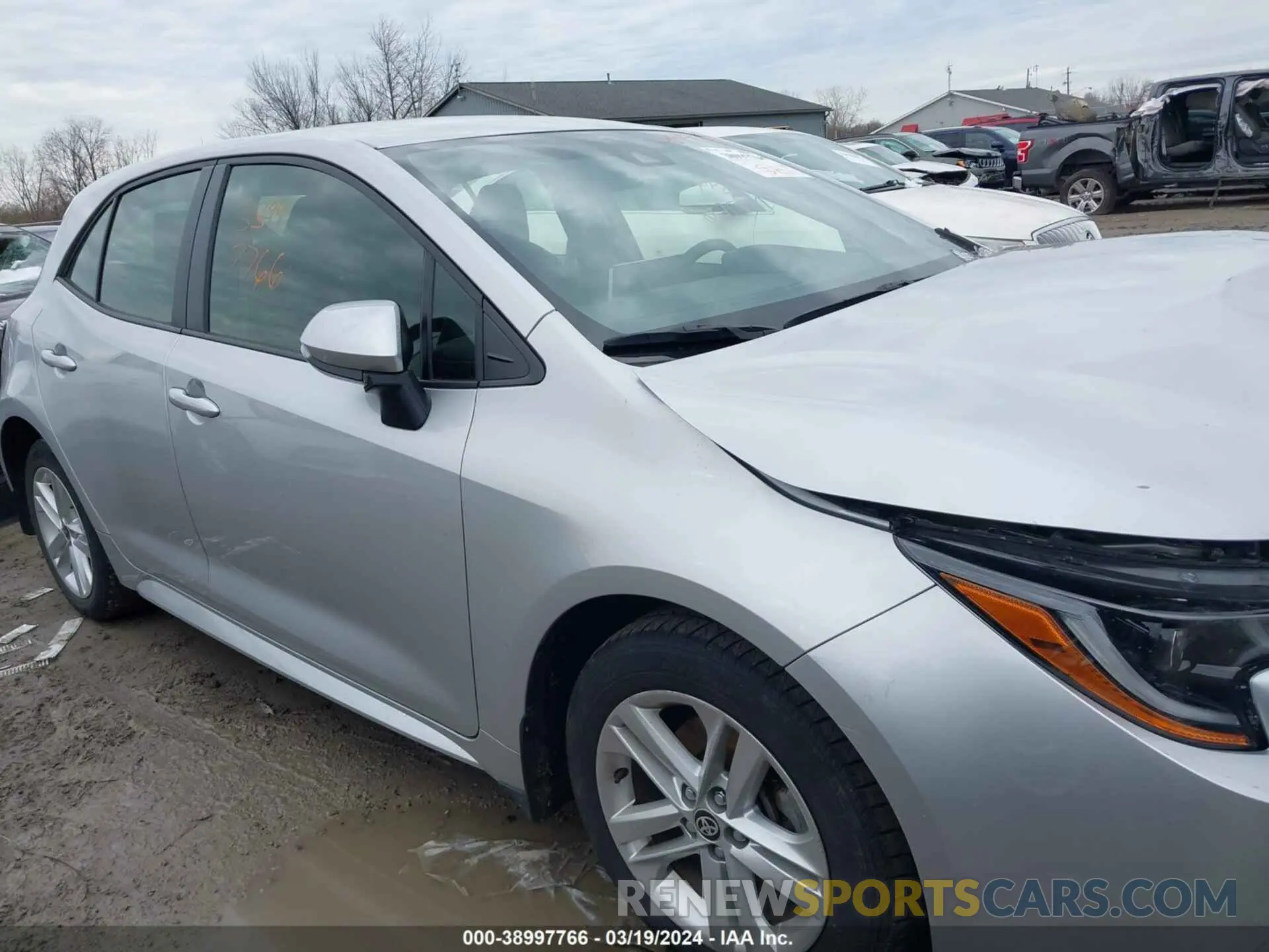 13 fotografías del automóvil dañado JTNK4RBE4K3017598 TOYOTA COROLLA 2019
