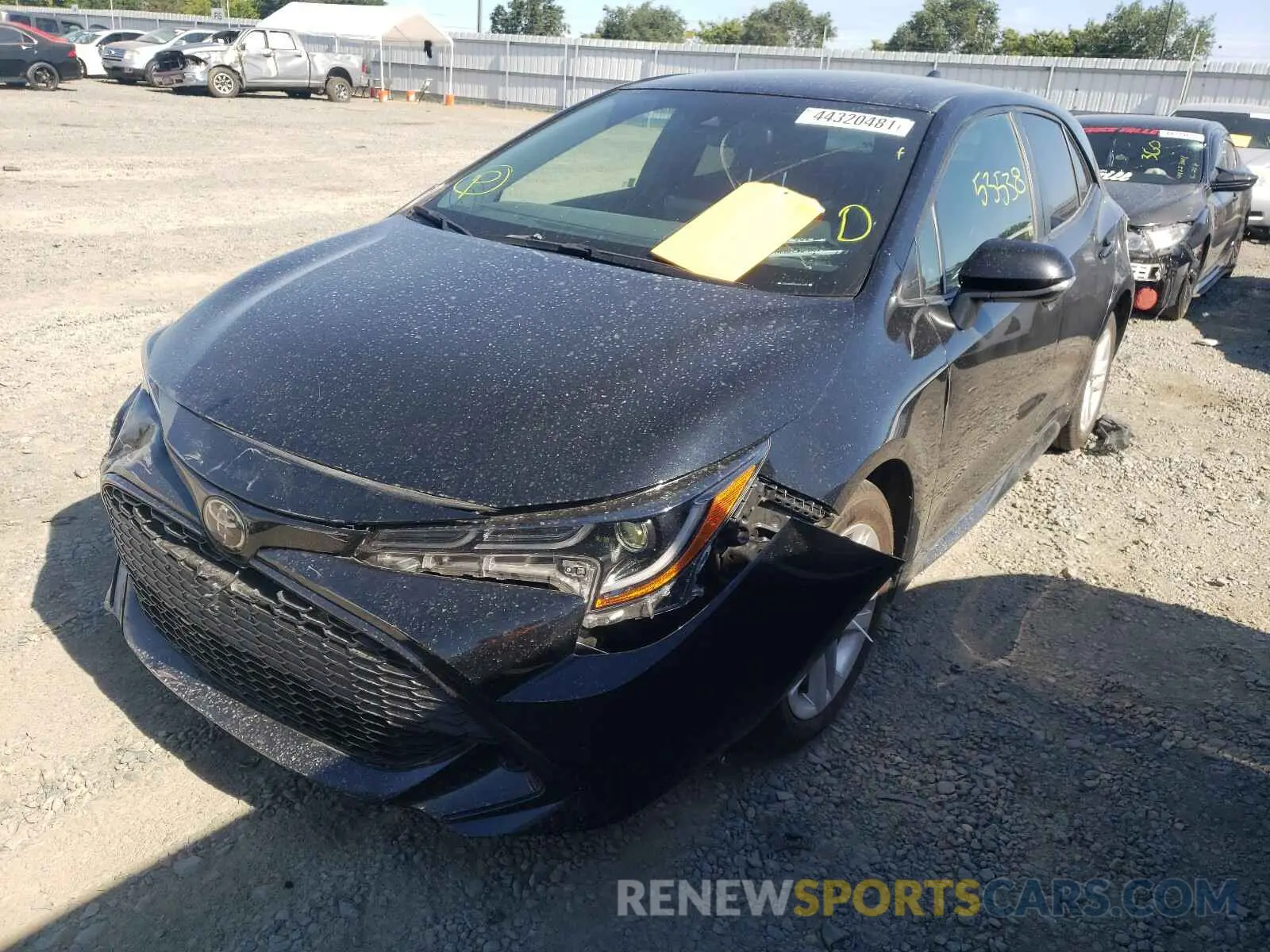 2 fotografías del automóvil dañado JTNK4RBE4K3051430 TOYOTA COROLLA 2019