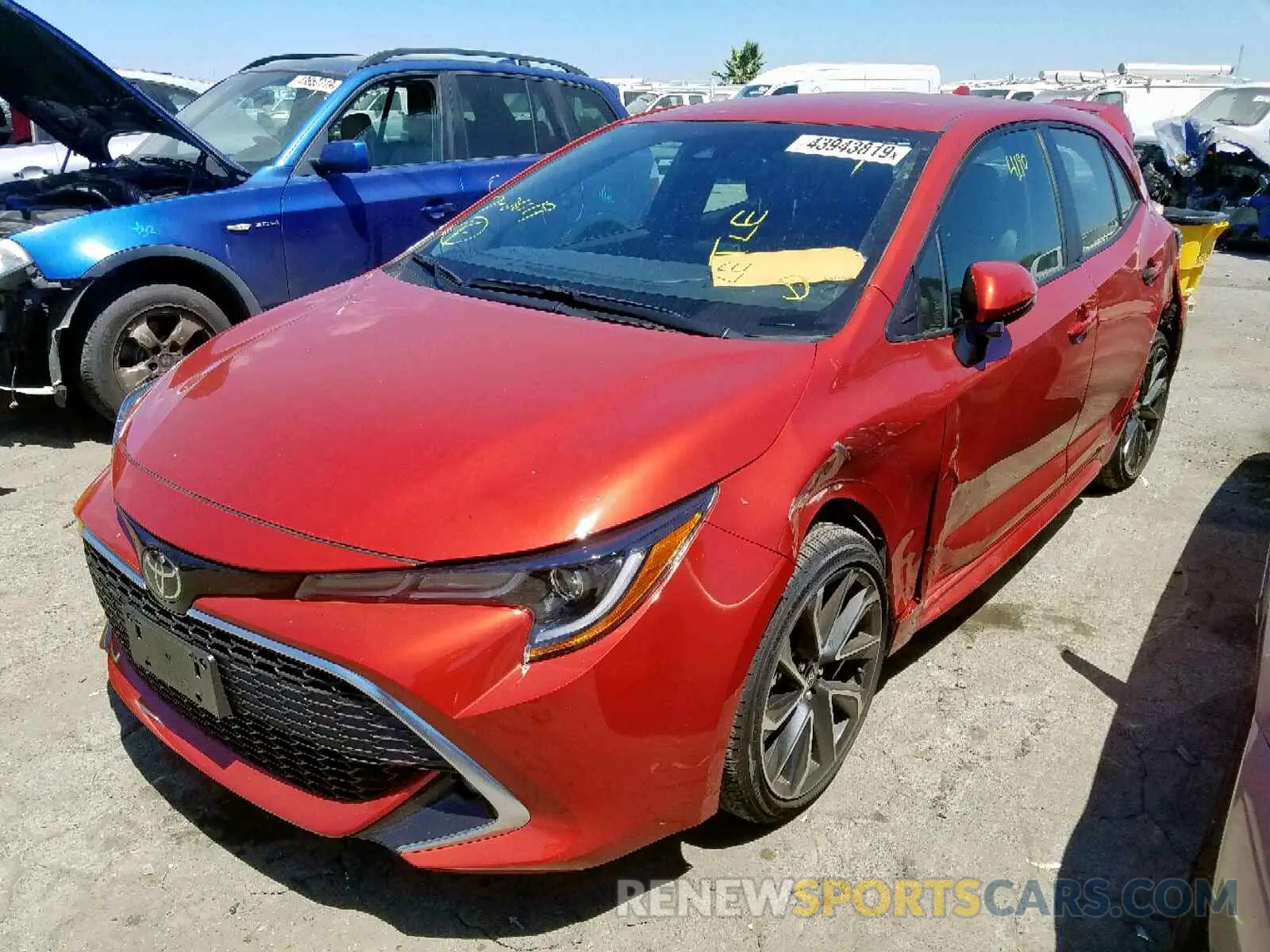 2 fotografías del automóvil dañado JTNK4RBE5K3007758 TOYOTA COROLLA 2019