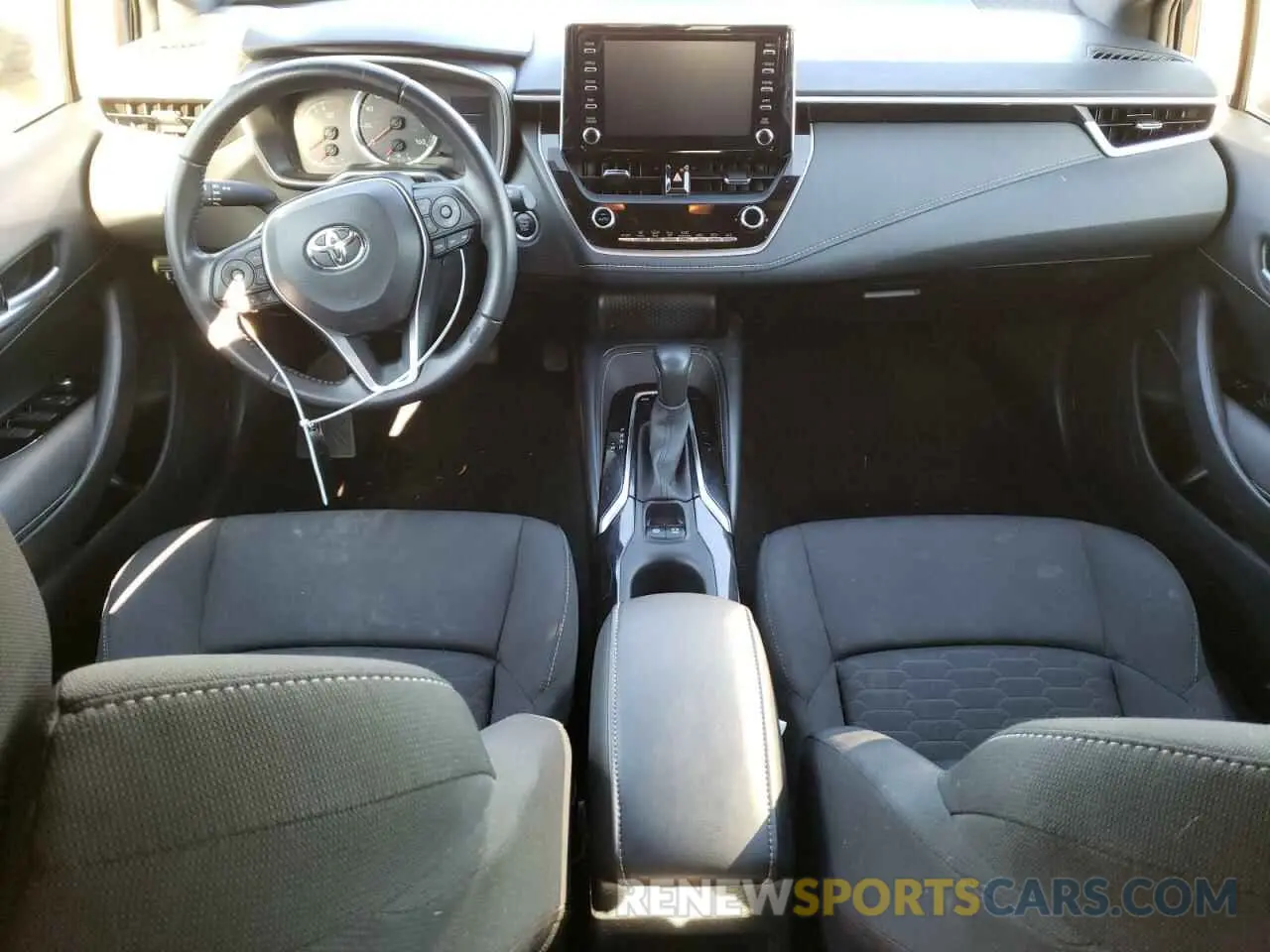 8 fotografías del automóvil dañado JTNK4RBE5K3040193 TOYOTA COROLLA 2019