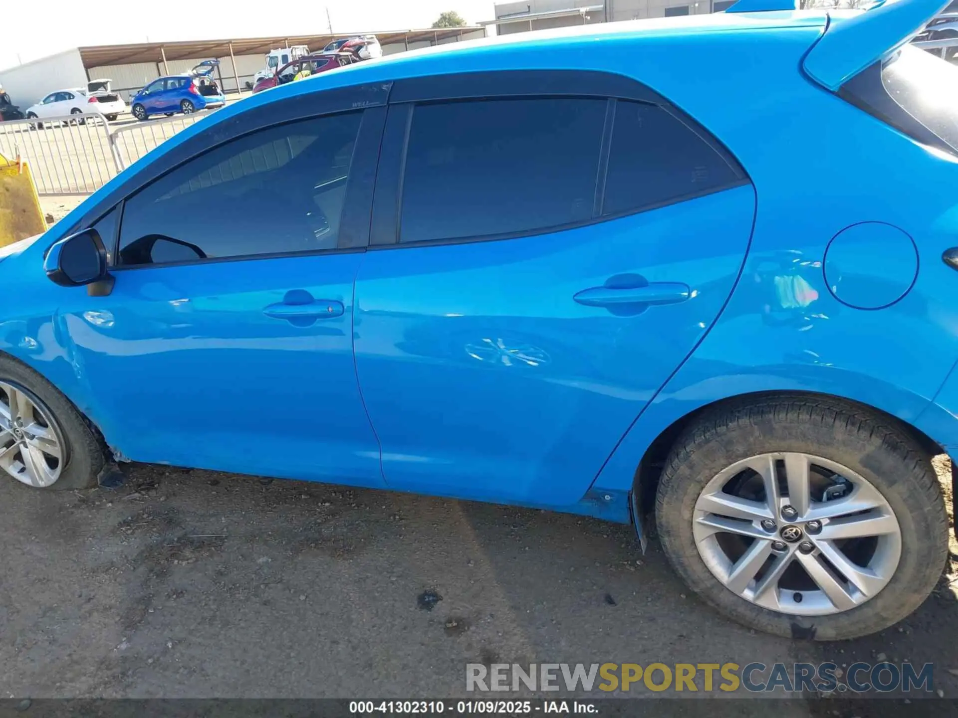 14 fotografías del automóvil dañado JTNK4RBE5K3061447 TOYOTA COROLLA 2019