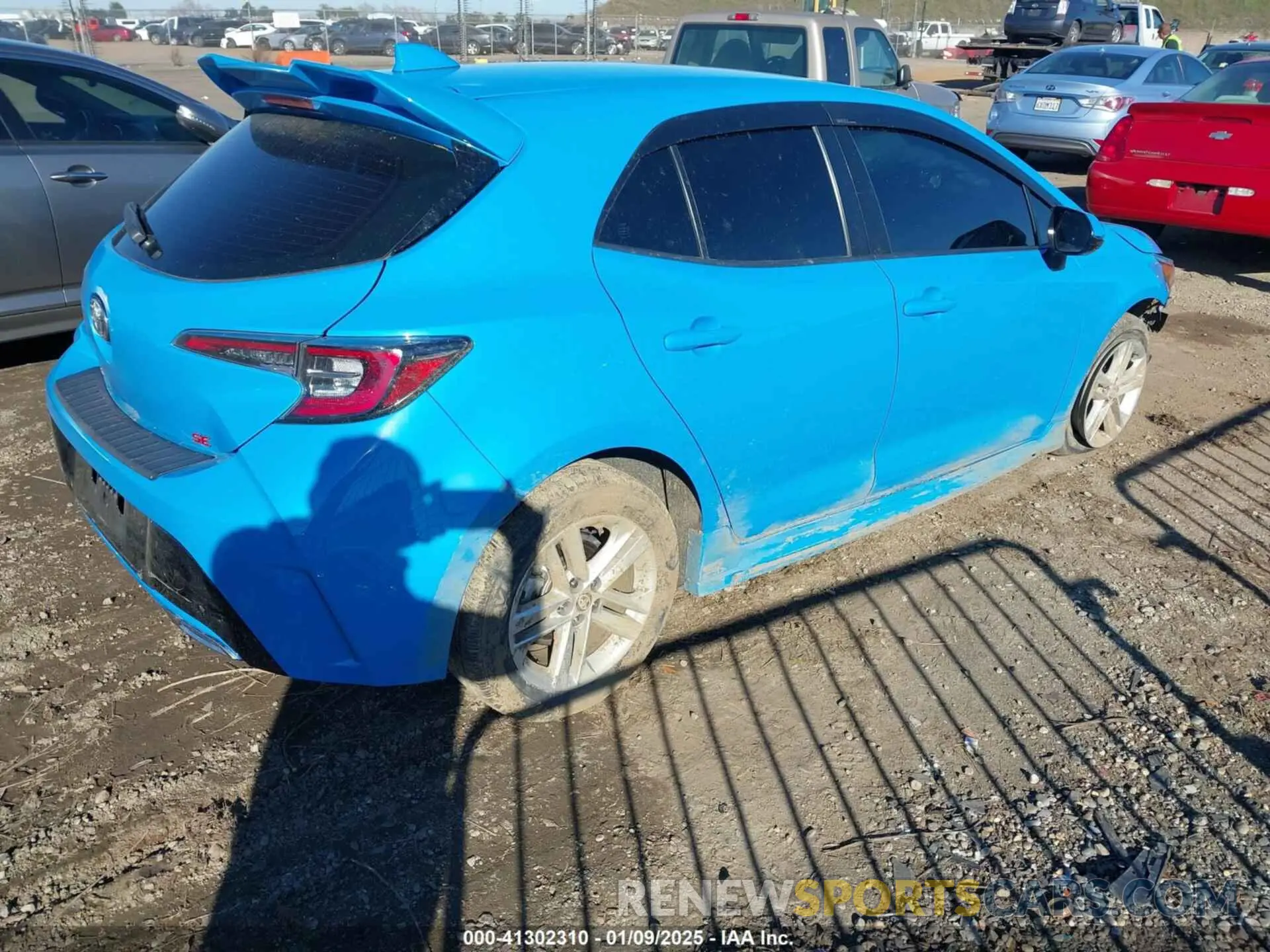 4 fotografías del automóvil dañado JTNK4RBE5K3061447 TOYOTA COROLLA 2019