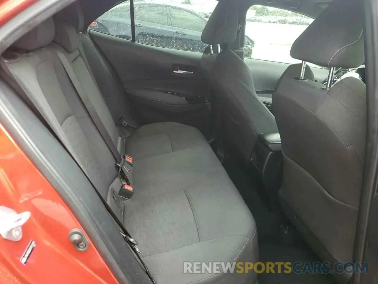 10 fotografías del automóvil dañado JTNK4RBE6K3011690 TOYOTA COROLLA 2019