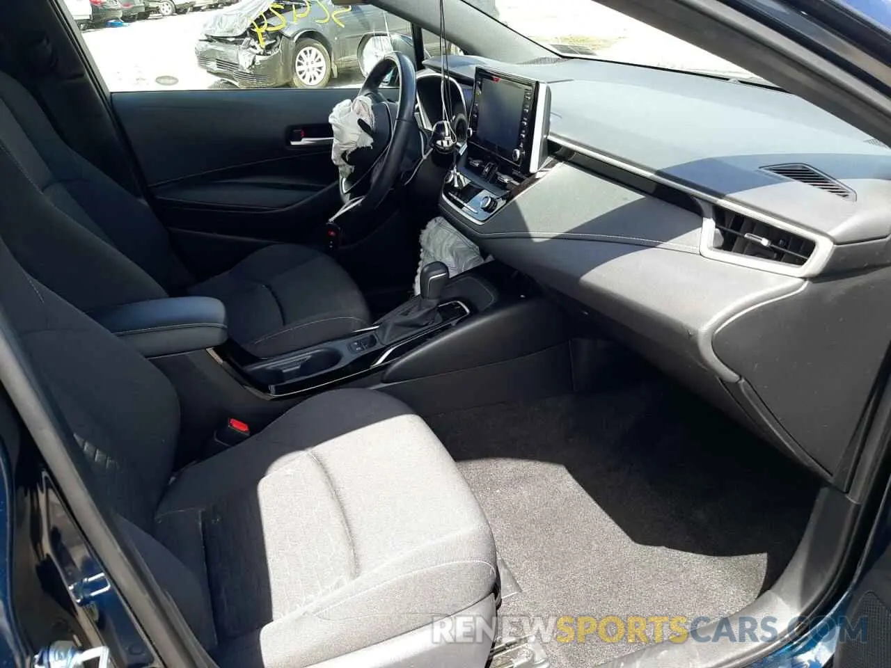 5 fotografías del automóvil dañado JTNK4RBE6K3044107 TOYOTA COROLLA 2019