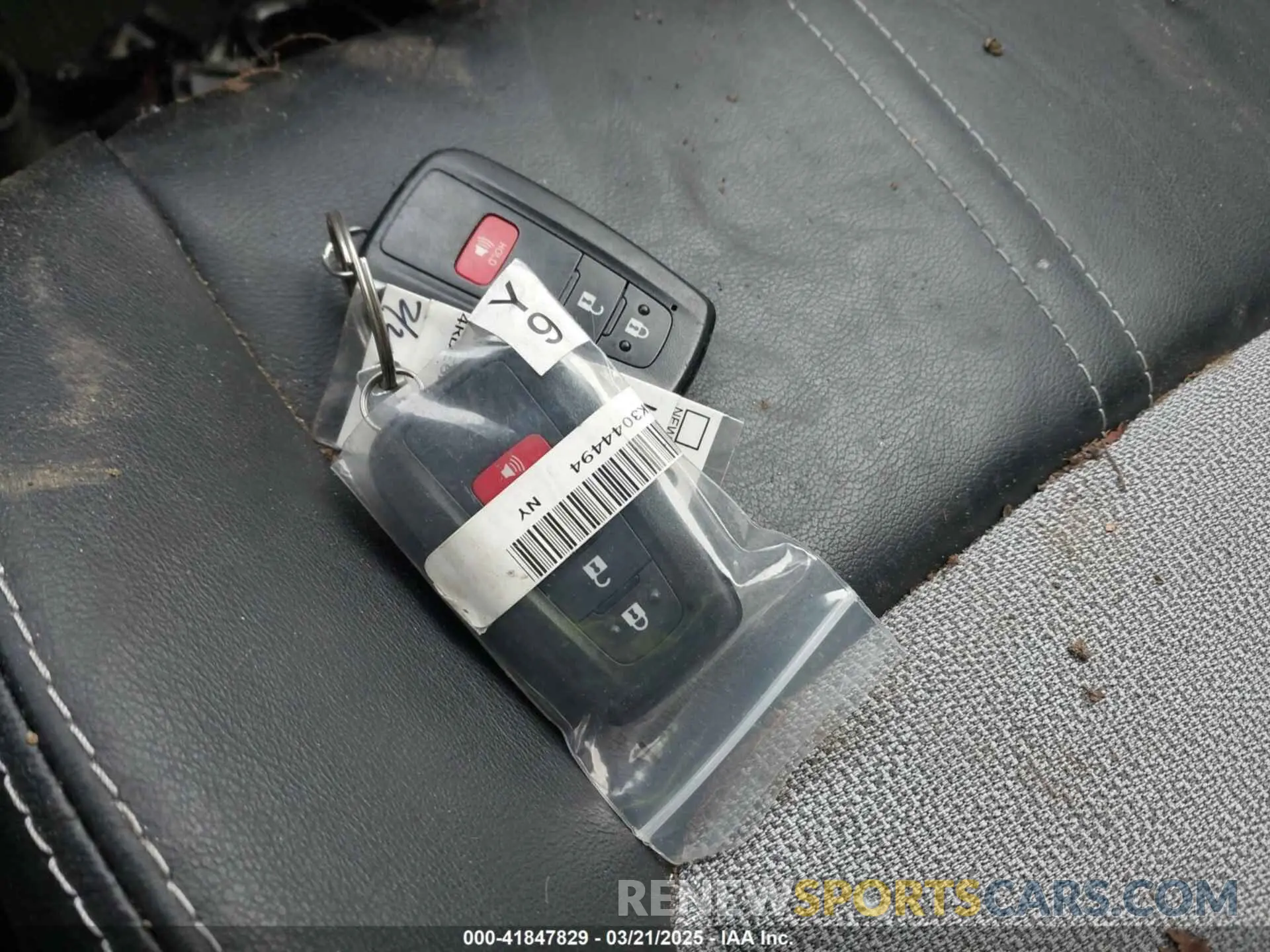 11 fotografías del automóvil dañado JTNK4RBE6K3044494 TOYOTA COROLLA 2019