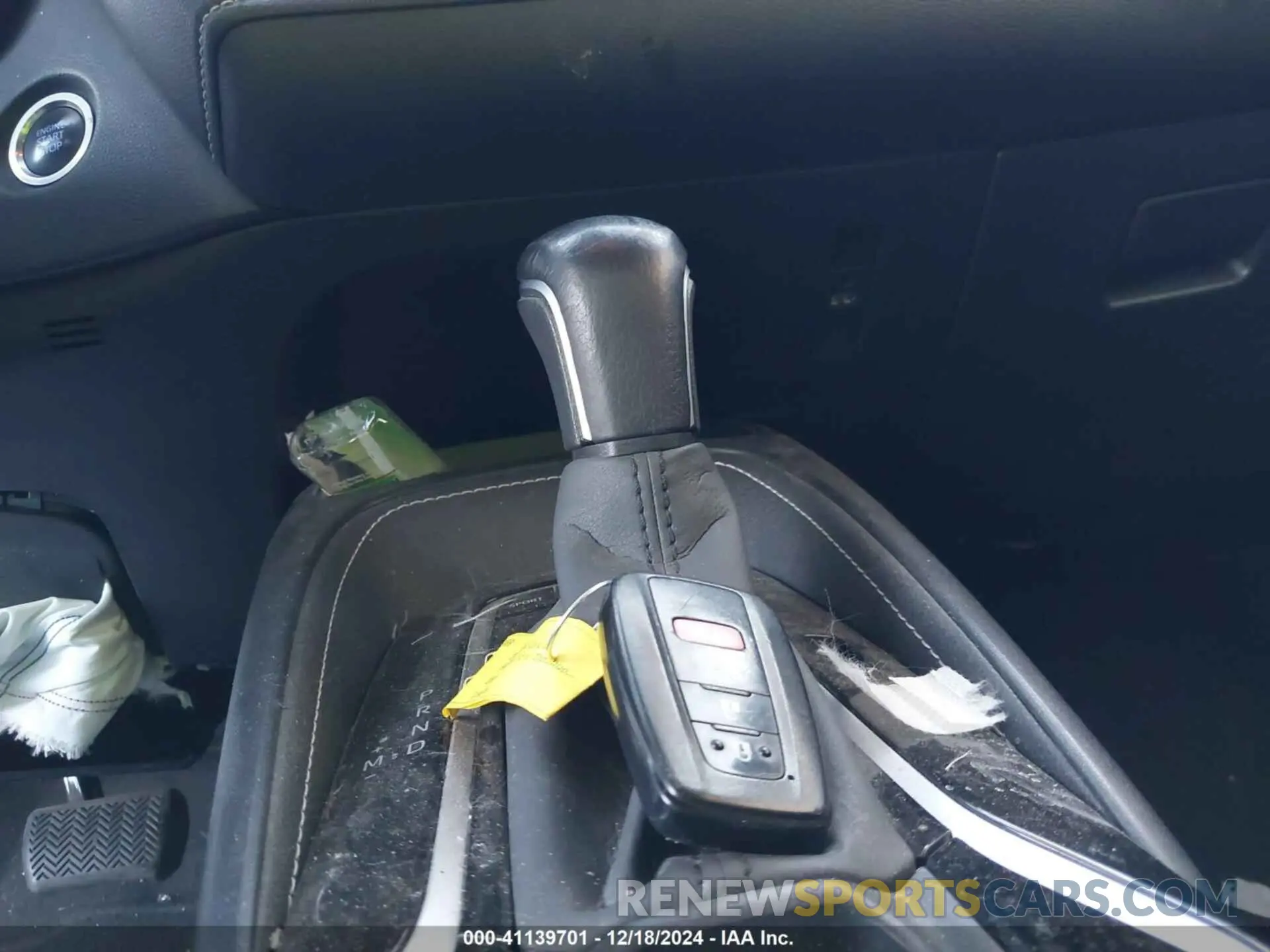 11 fotografías del automóvil dañado JTNK4RBE6K3047816 TOYOTA COROLLA 2019