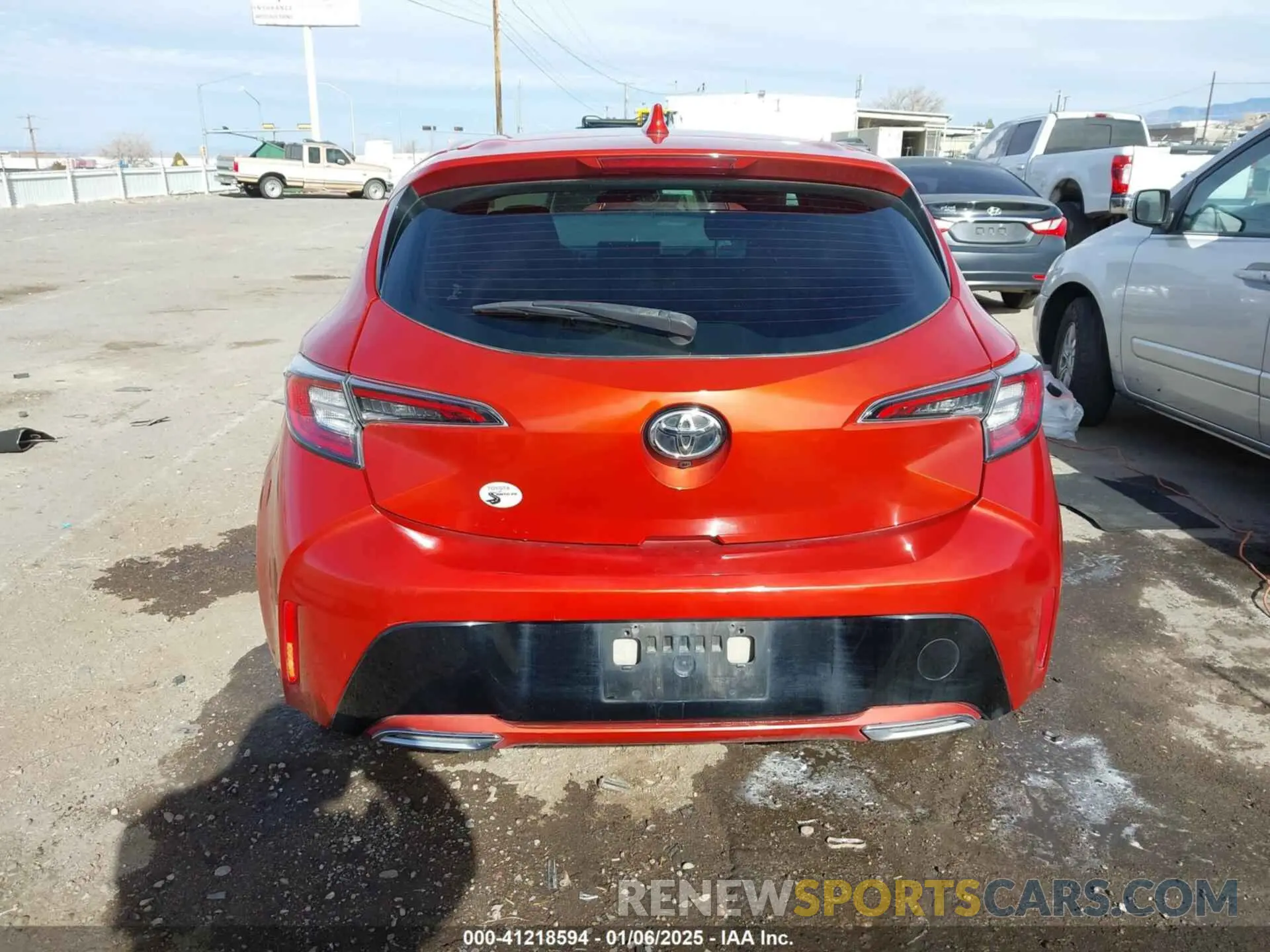 16 fotografías del automóvil dañado JTNK4RBE6K3054393 TOYOTA COROLLA 2019