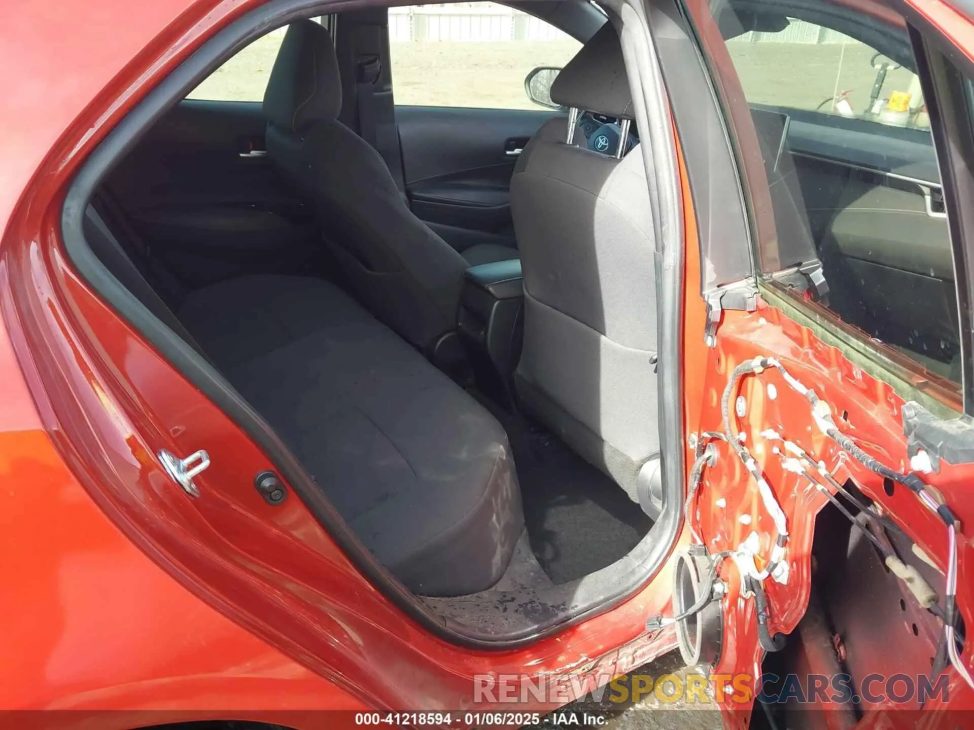 8 fotografías del automóvil dañado JTNK4RBE6K3054393 TOYOTA COROLLA 2019