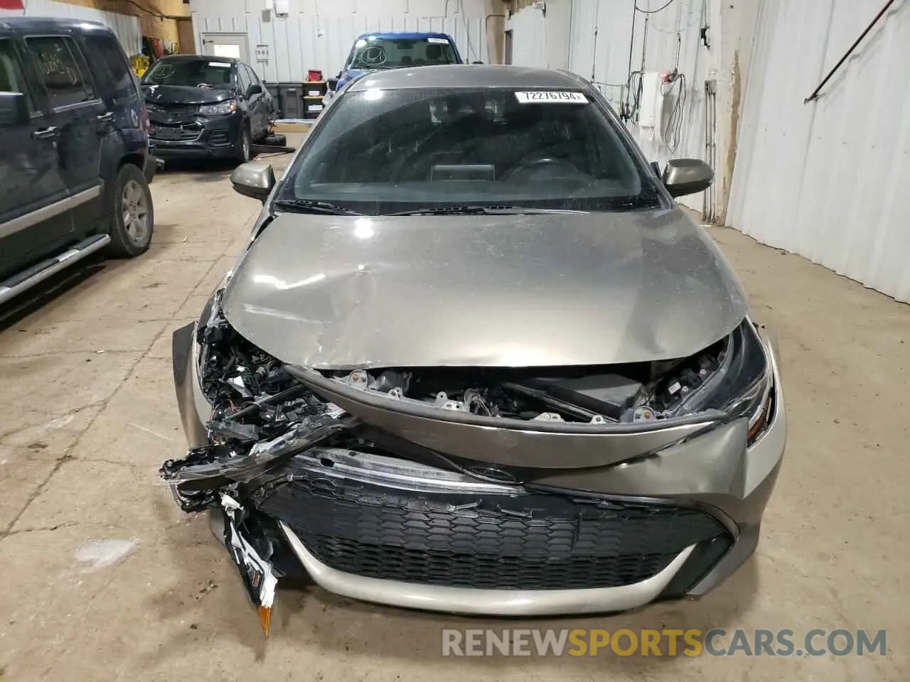 5 fotografías del automóvil dañado JTNK4RBE7K3050806 TOYOTA COROLLA 2019