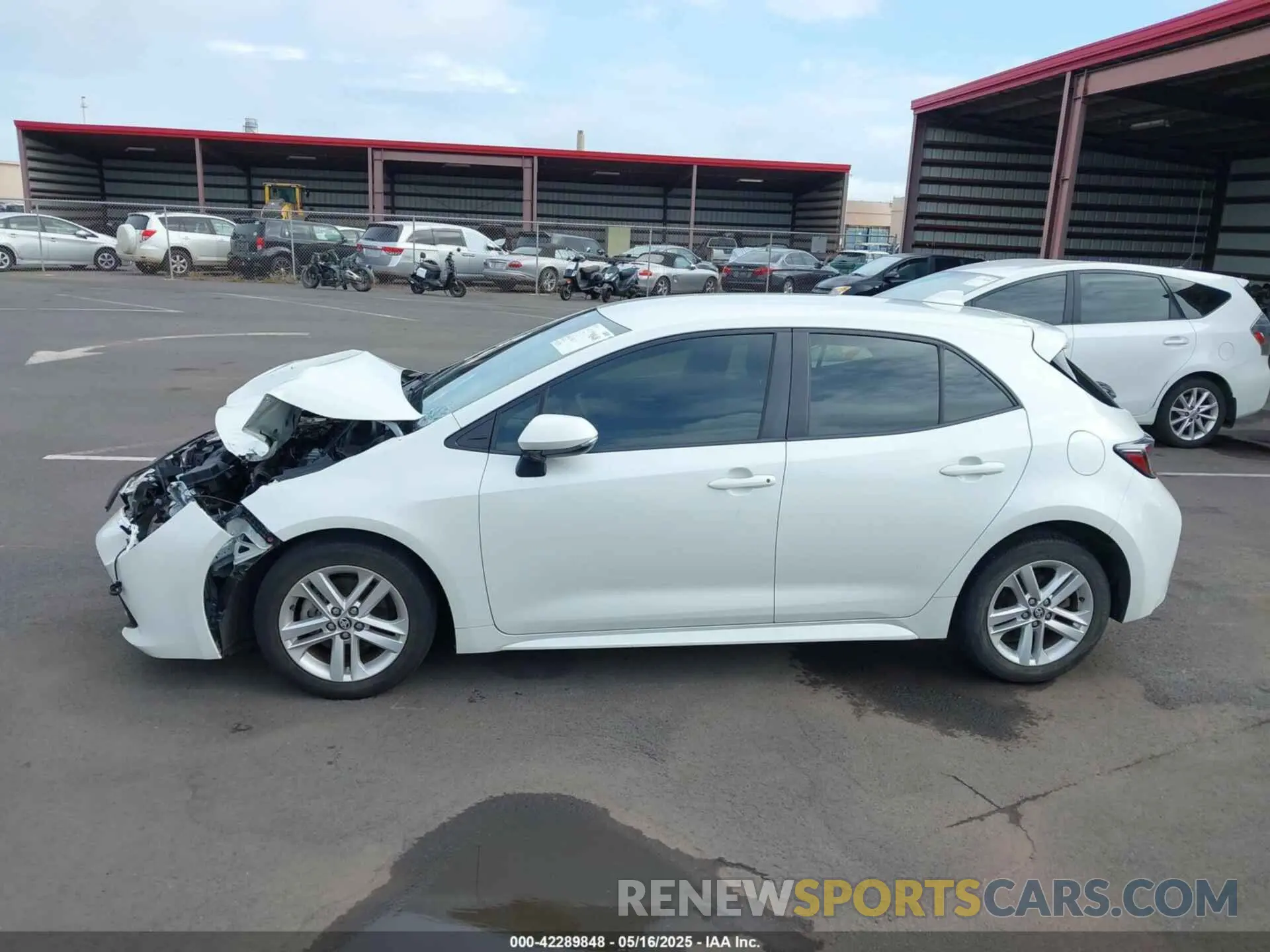 14 fotografías del automóvil dañado JTNK4RBE7K3056072 TOYOTA COROLLA 2019